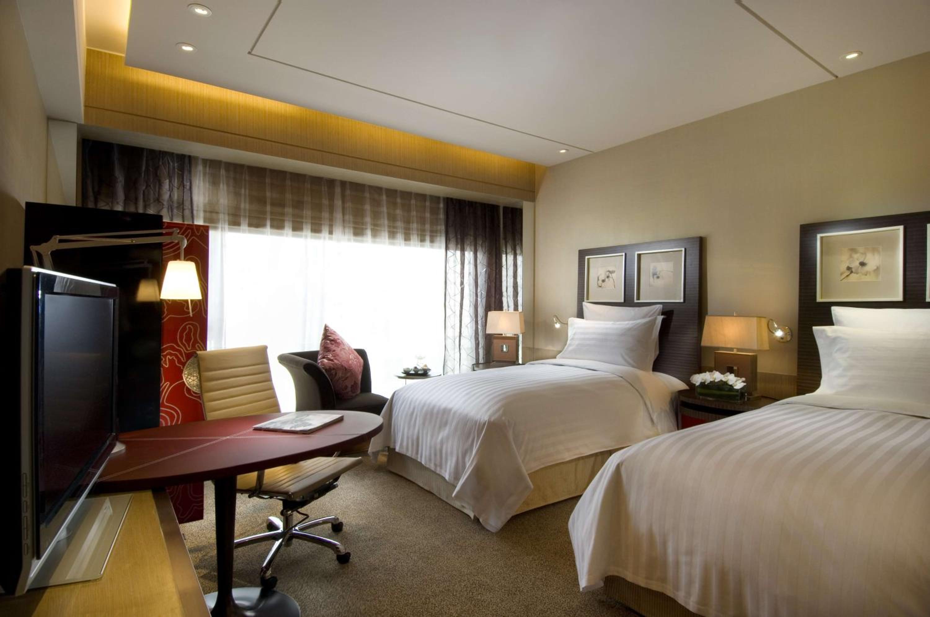 Executive Twin Room - Photo 3
