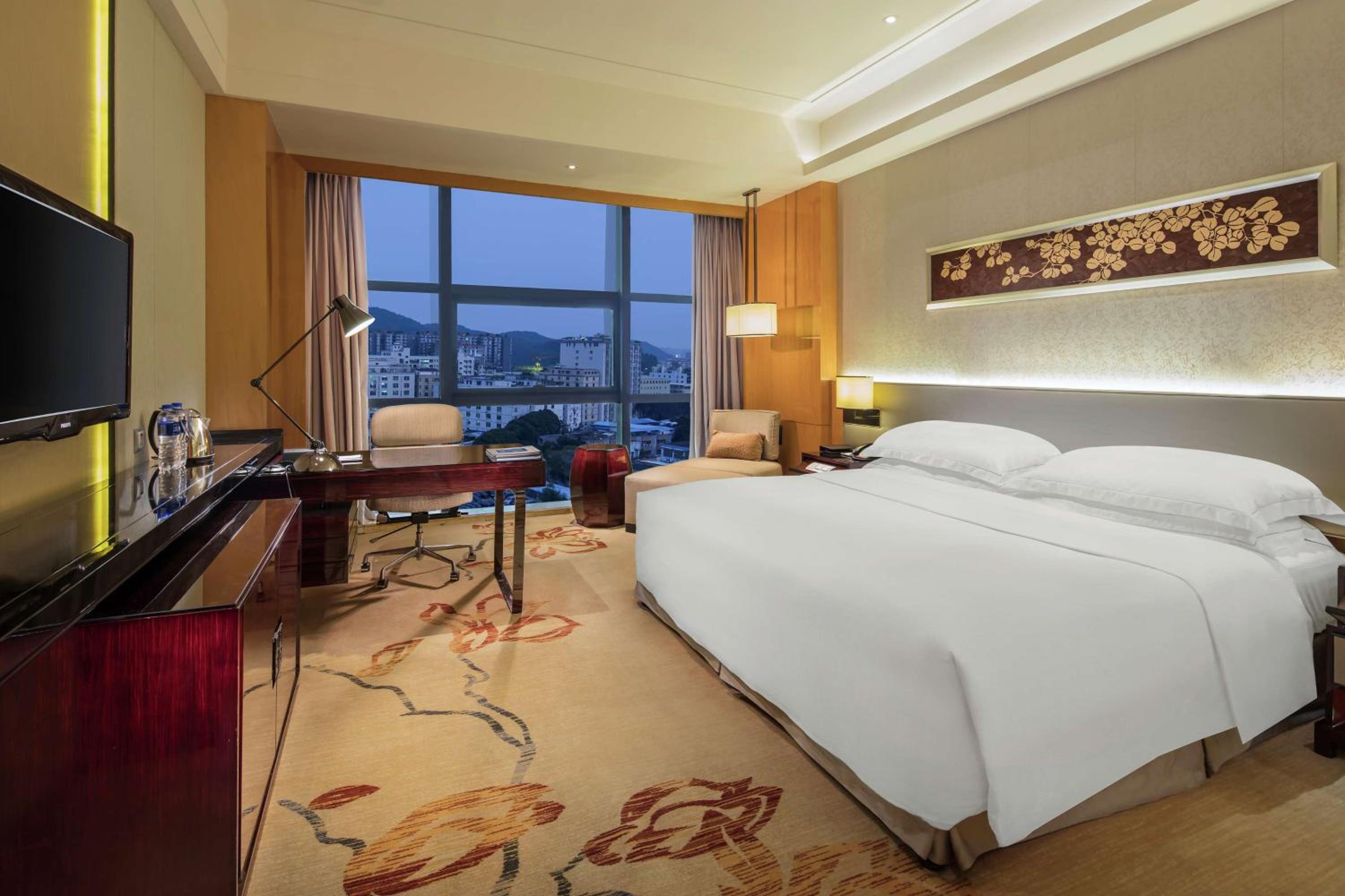 Executive King Room photo 3