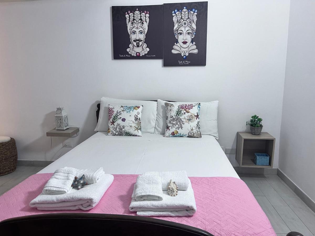 One-Bedroom Apartment - Photo 14