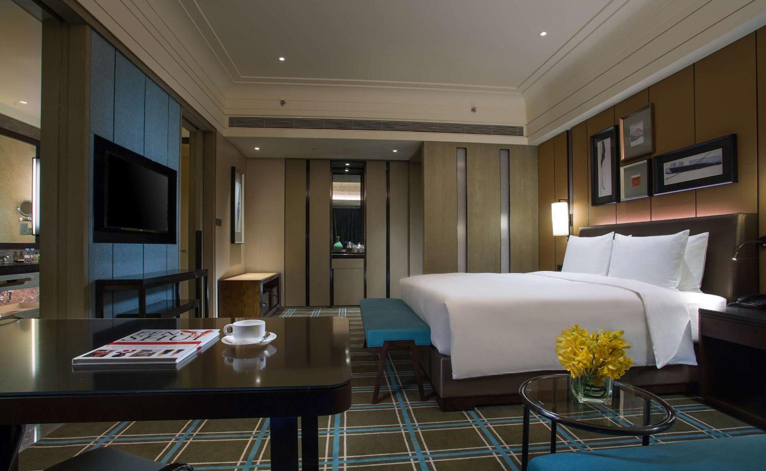 Executive King Room - Lounge Access