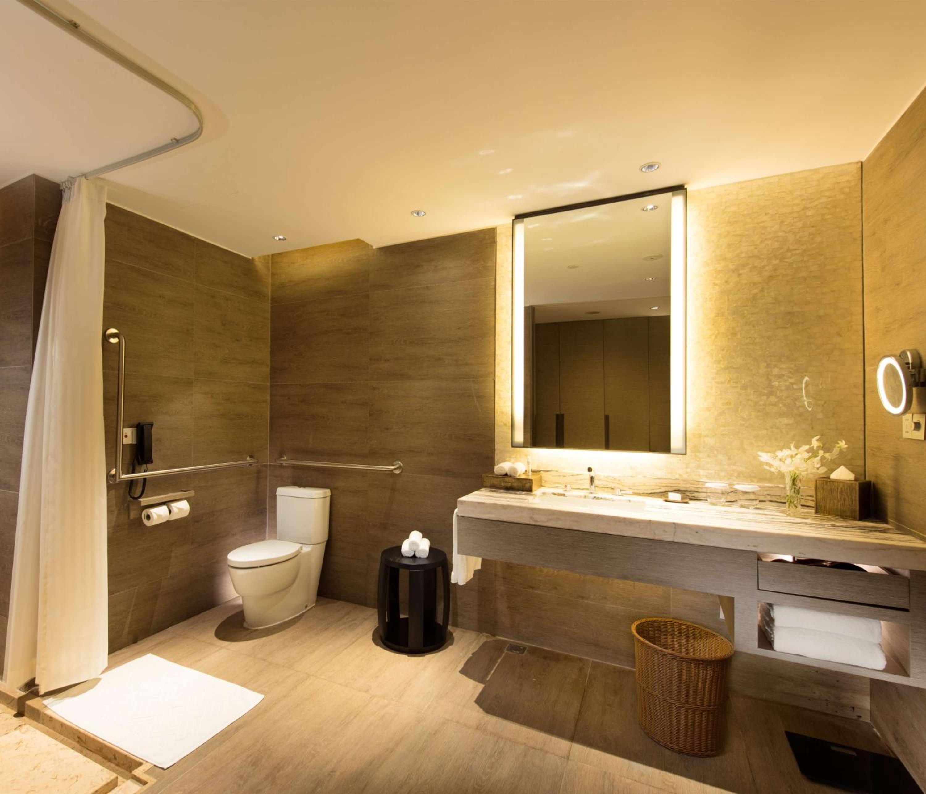 King Room - Mobility Accessible  photo 1