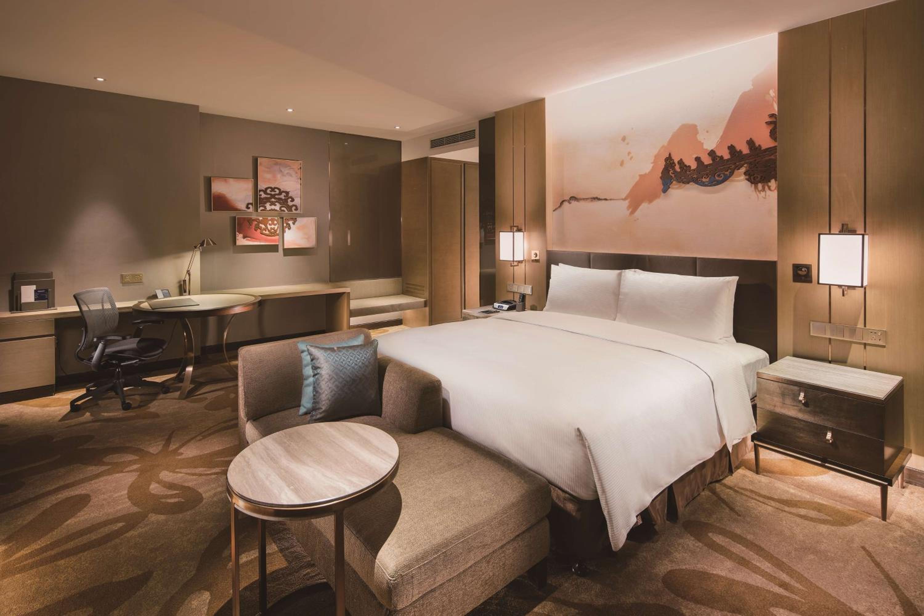 Executive Deluxe King Room