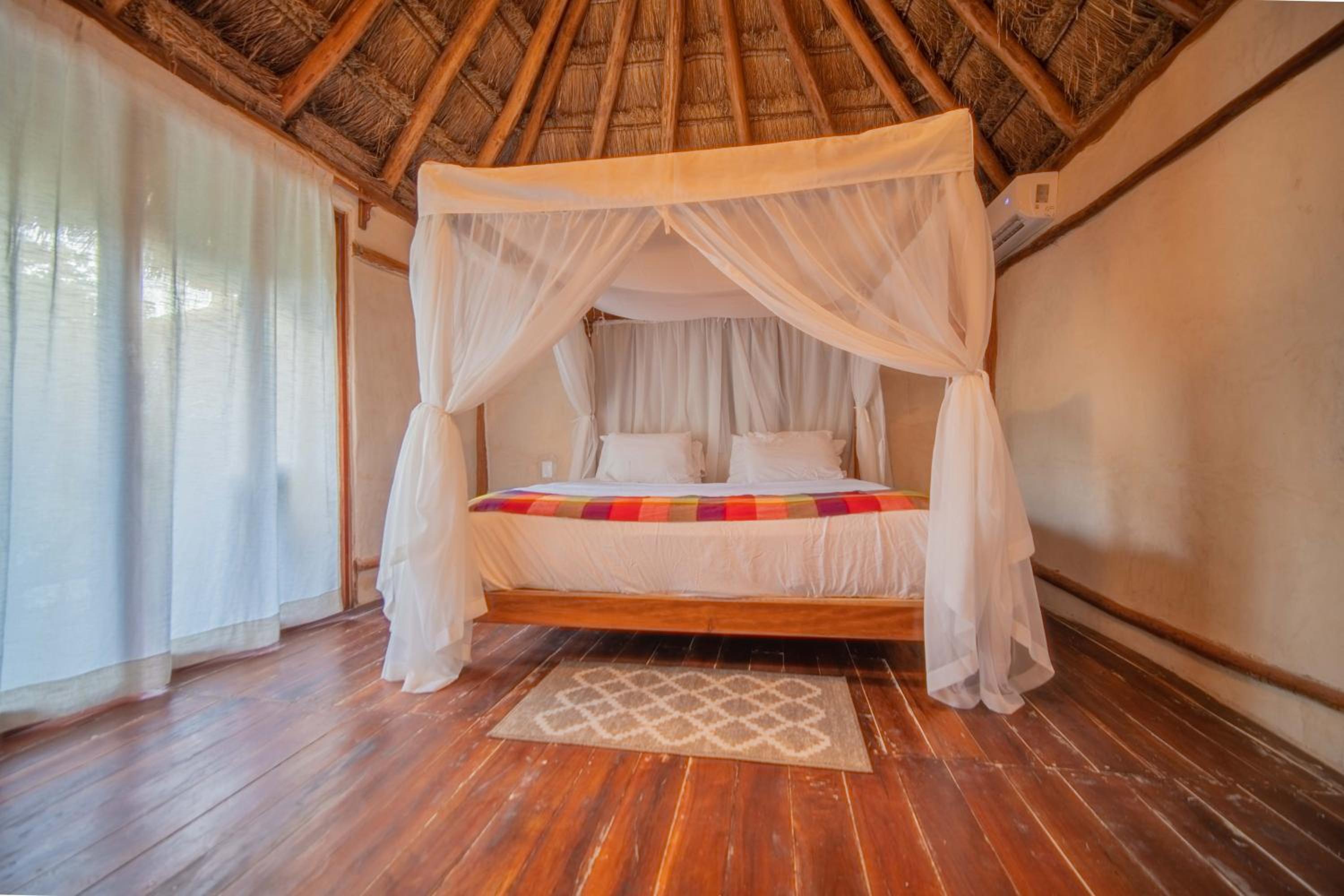Deluxe Suite With Spa Bath