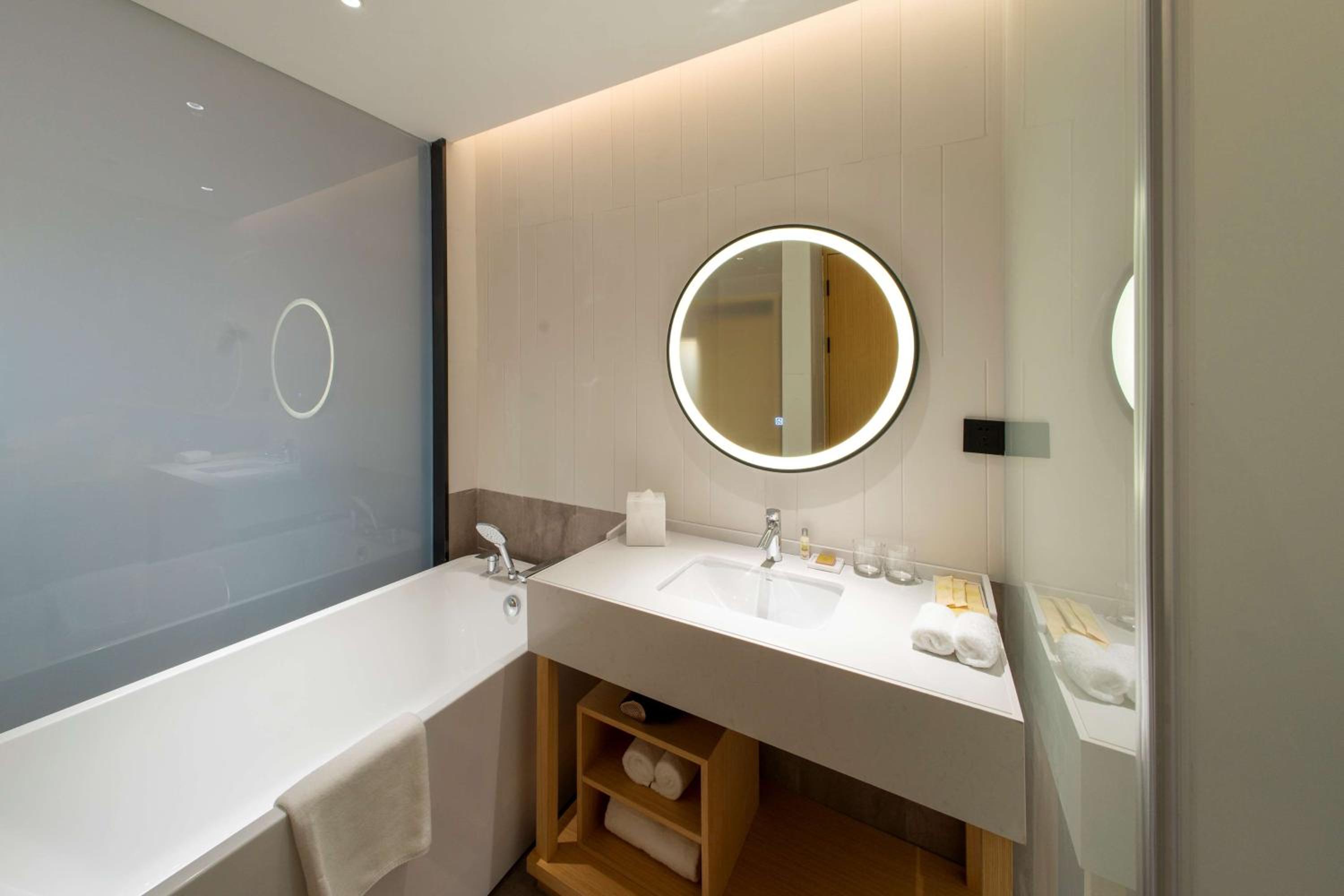 Premium King Room