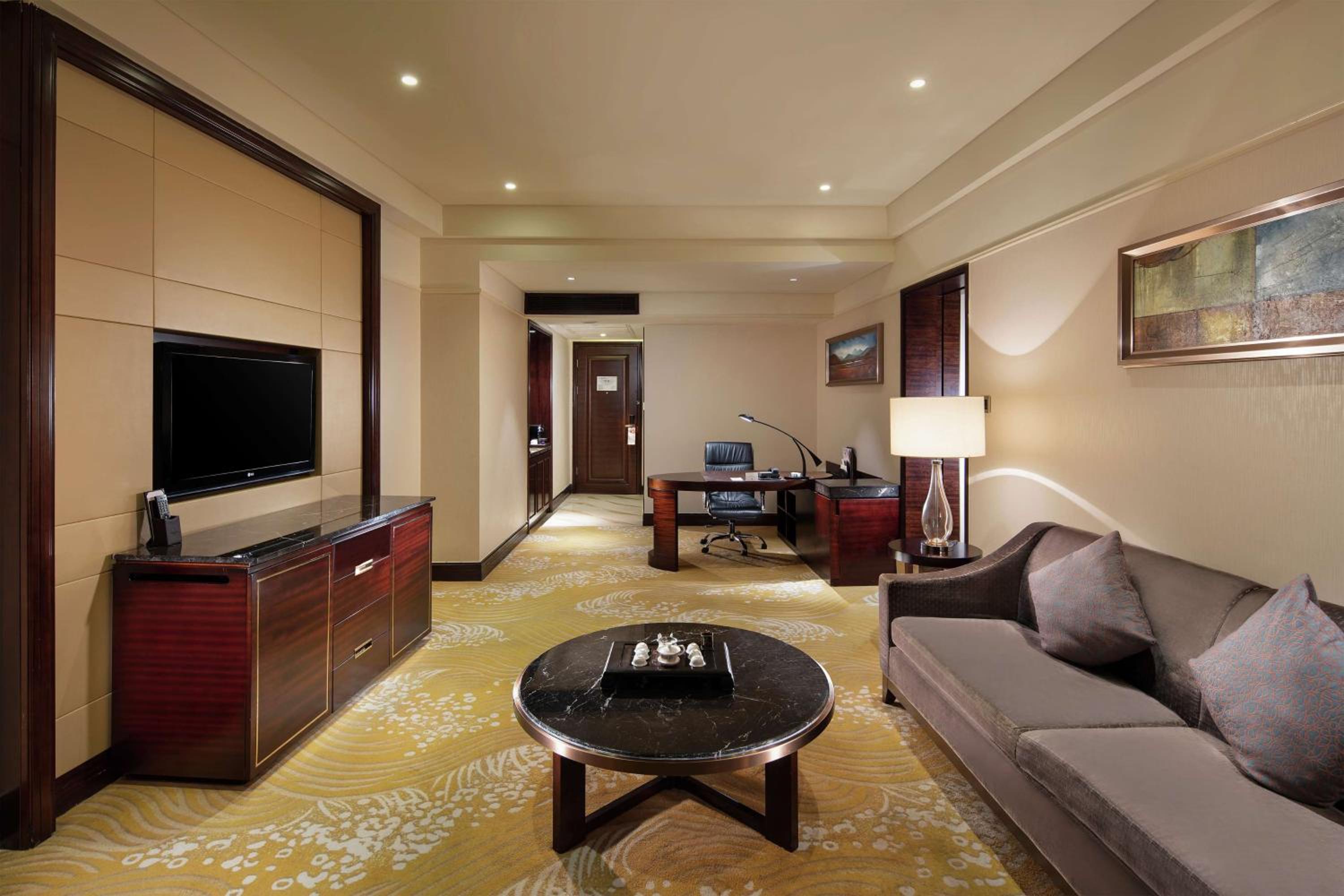Executive King Suite