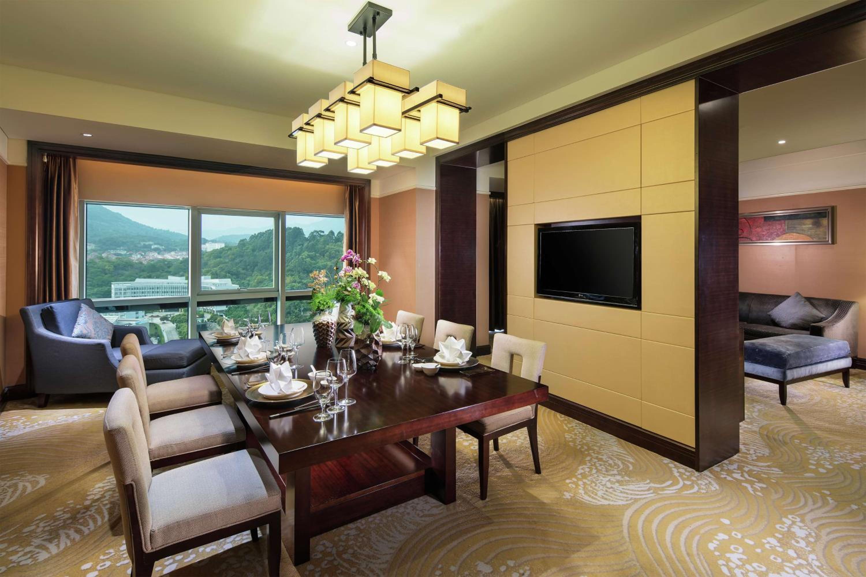 Premier Suite