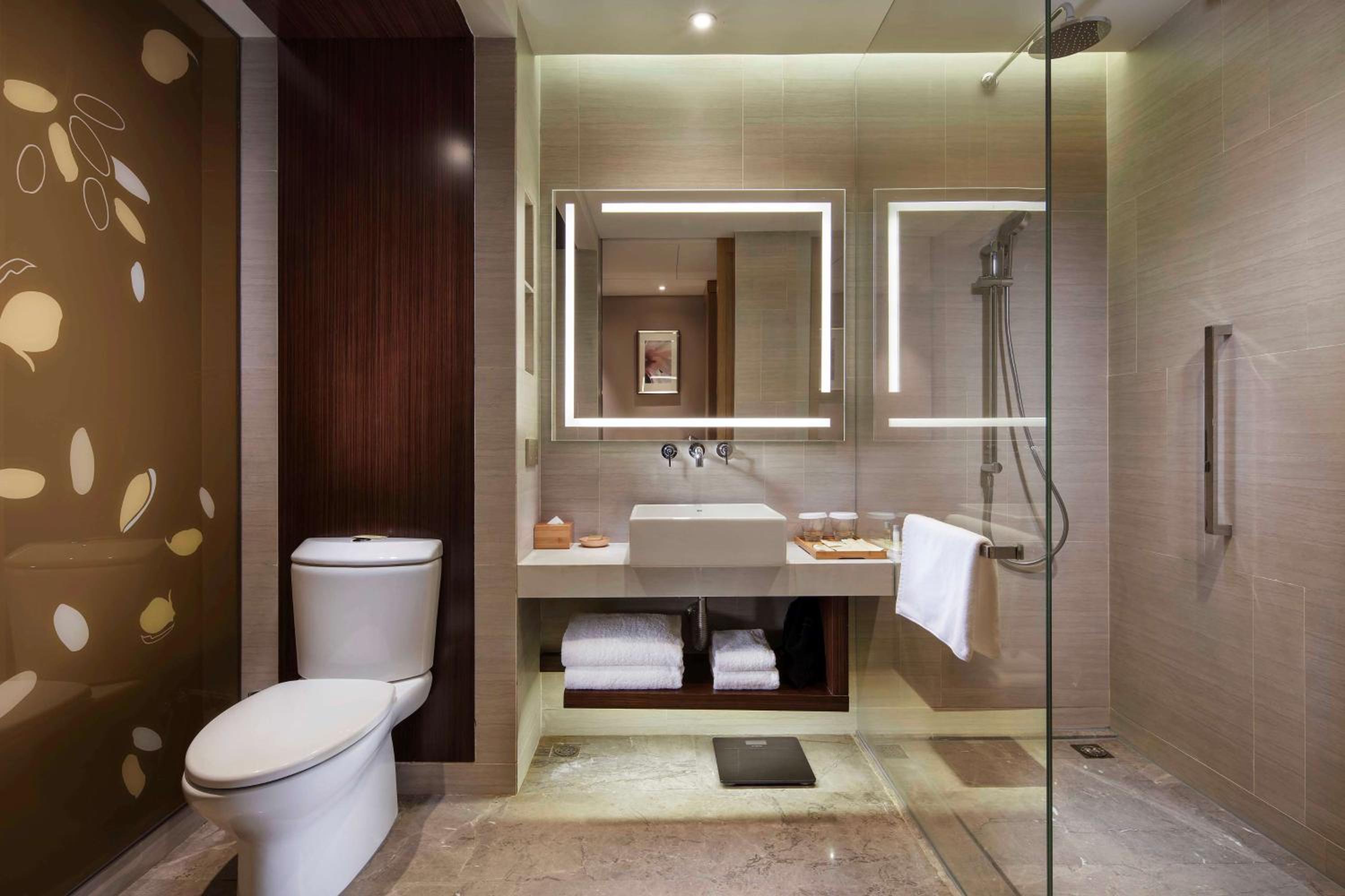 King Room - Mobility Accessible  photo 2