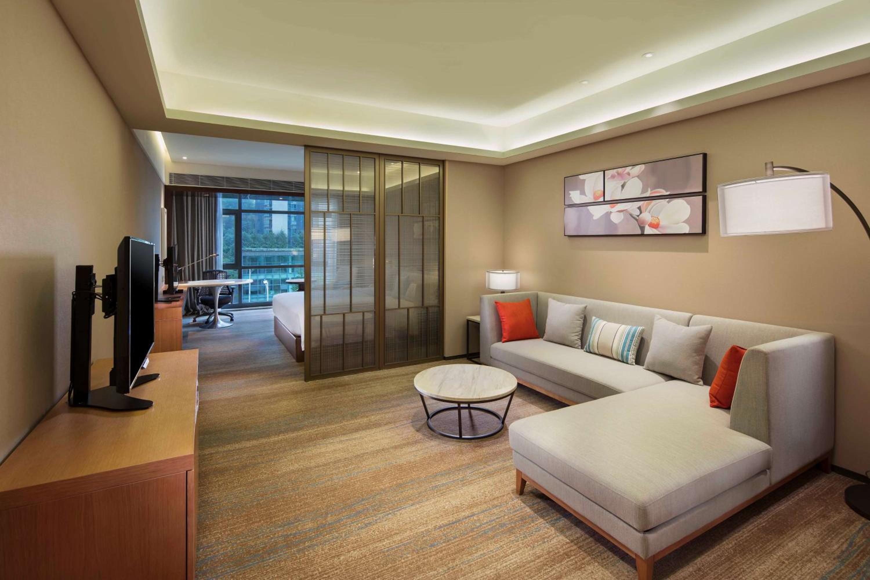 Deluxe King Room photo 3