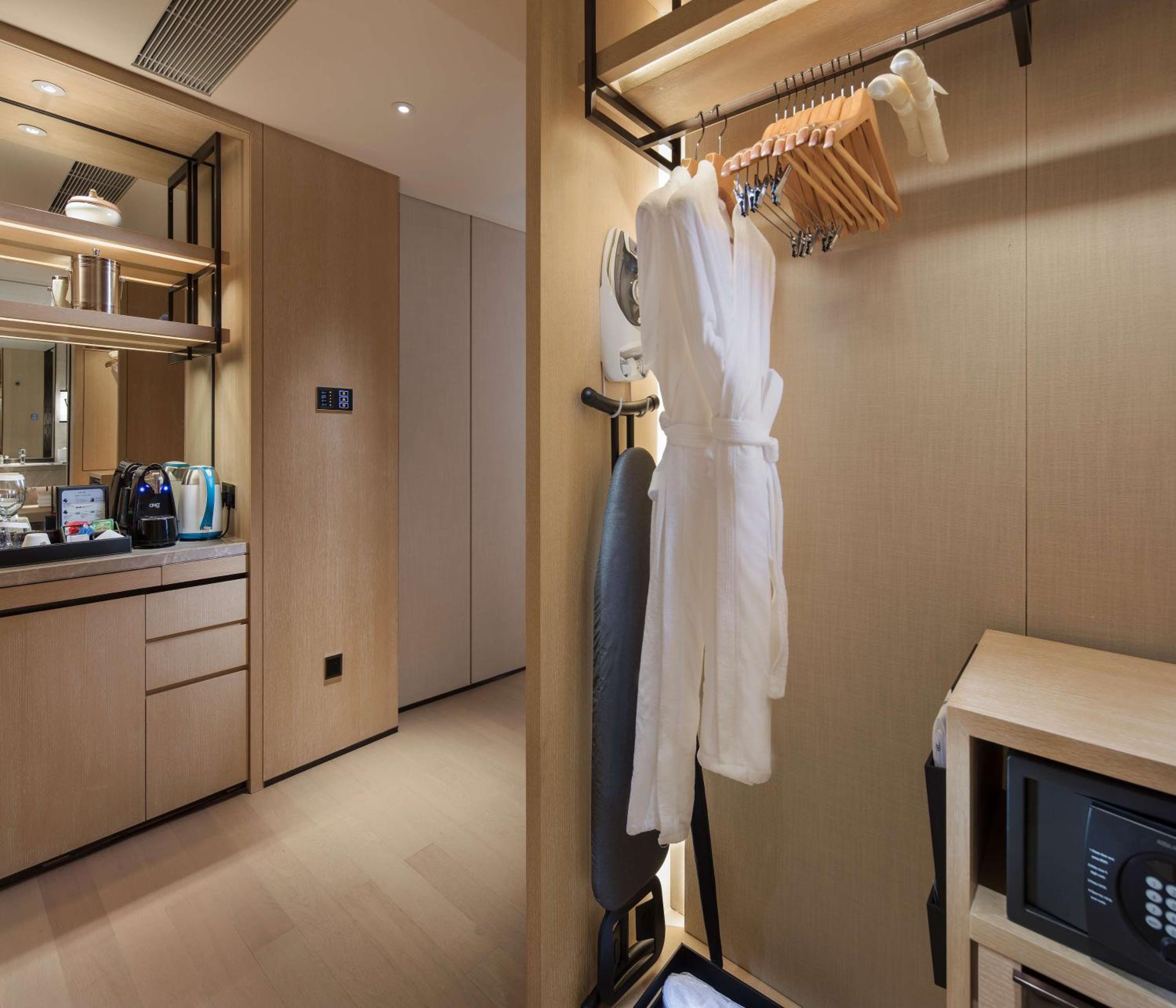 Seaside Suite - Nanhai Wing