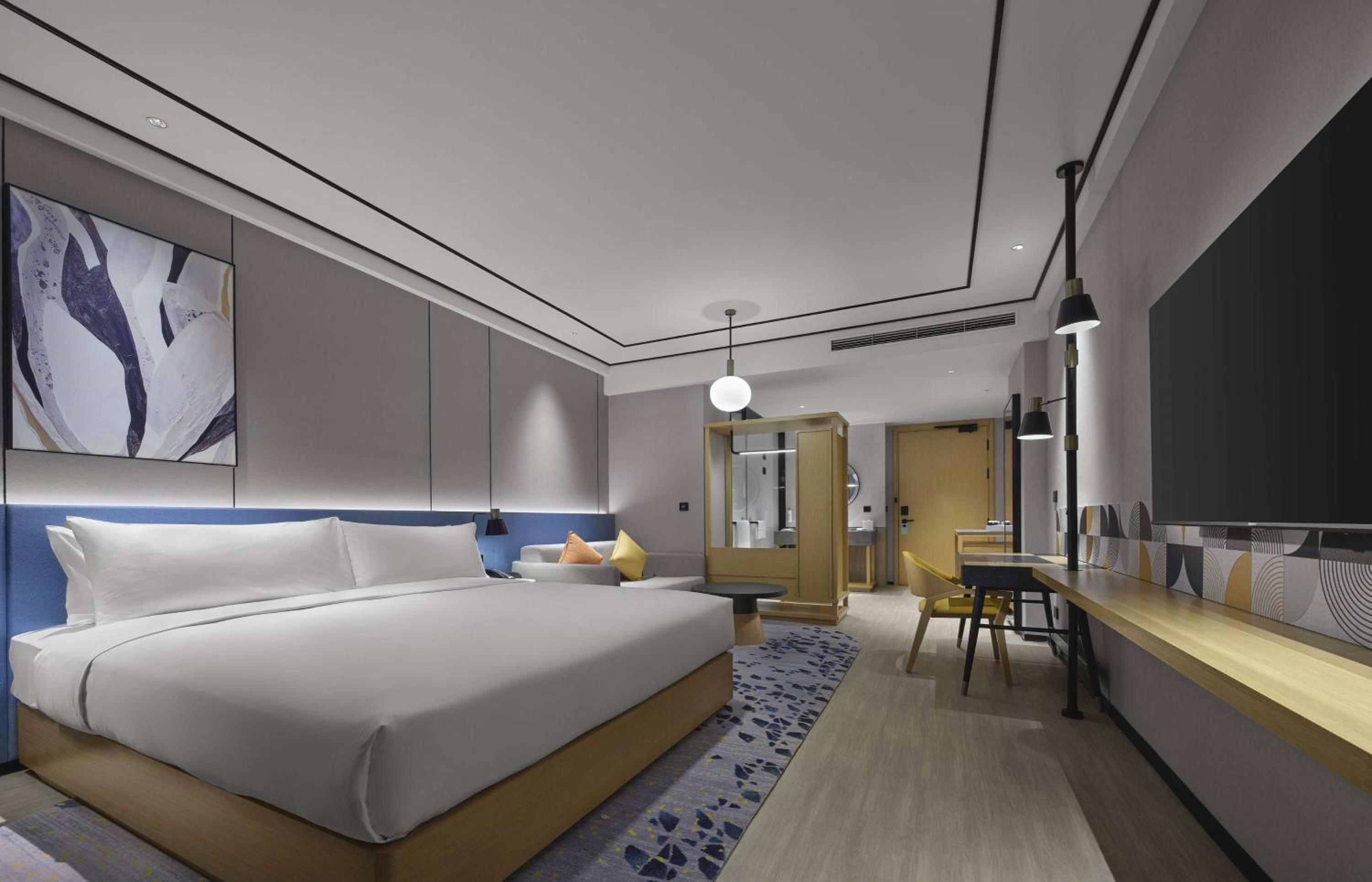 King Guest Room - Photo 1