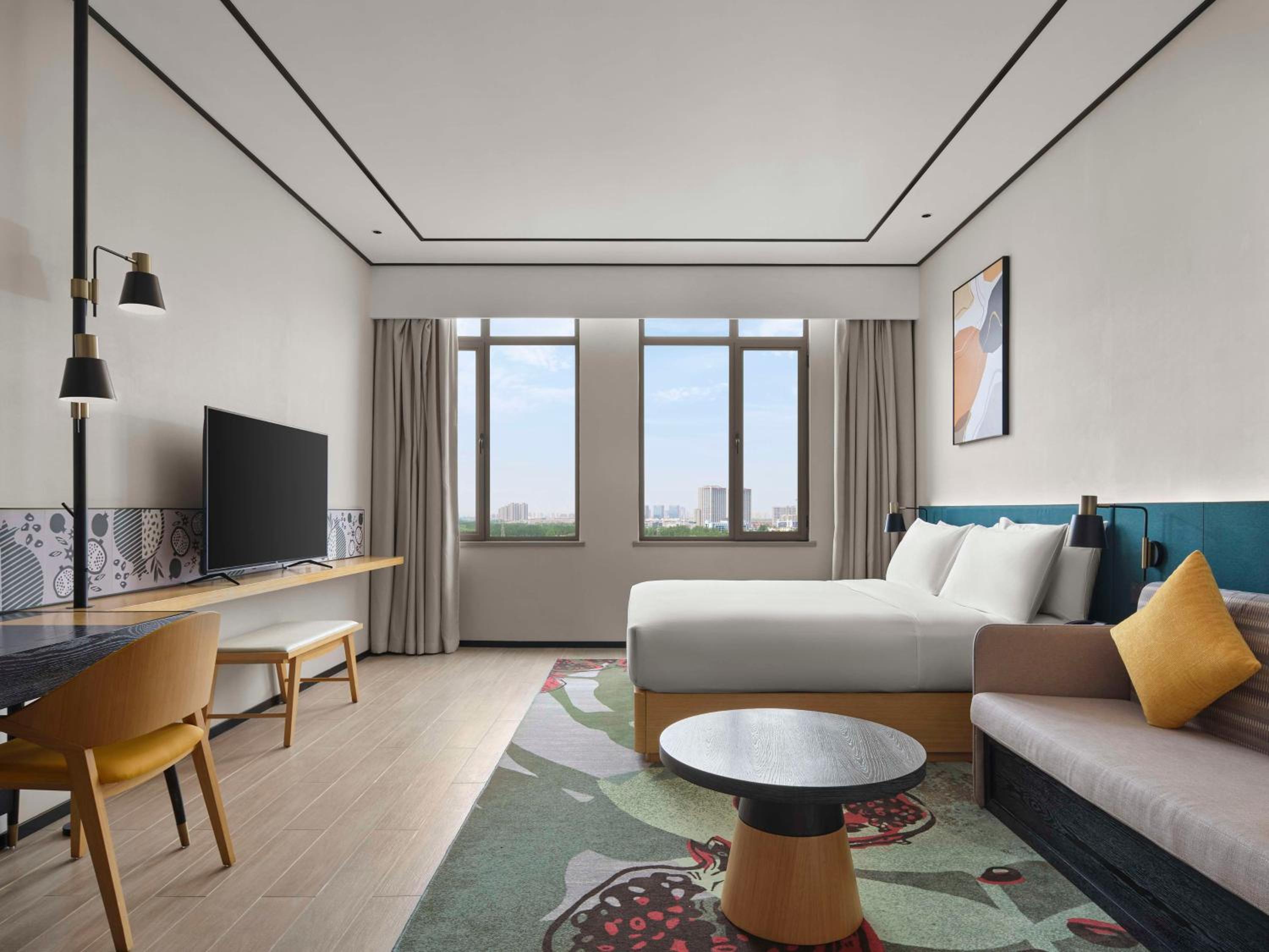 King Guest Room - Photo 1