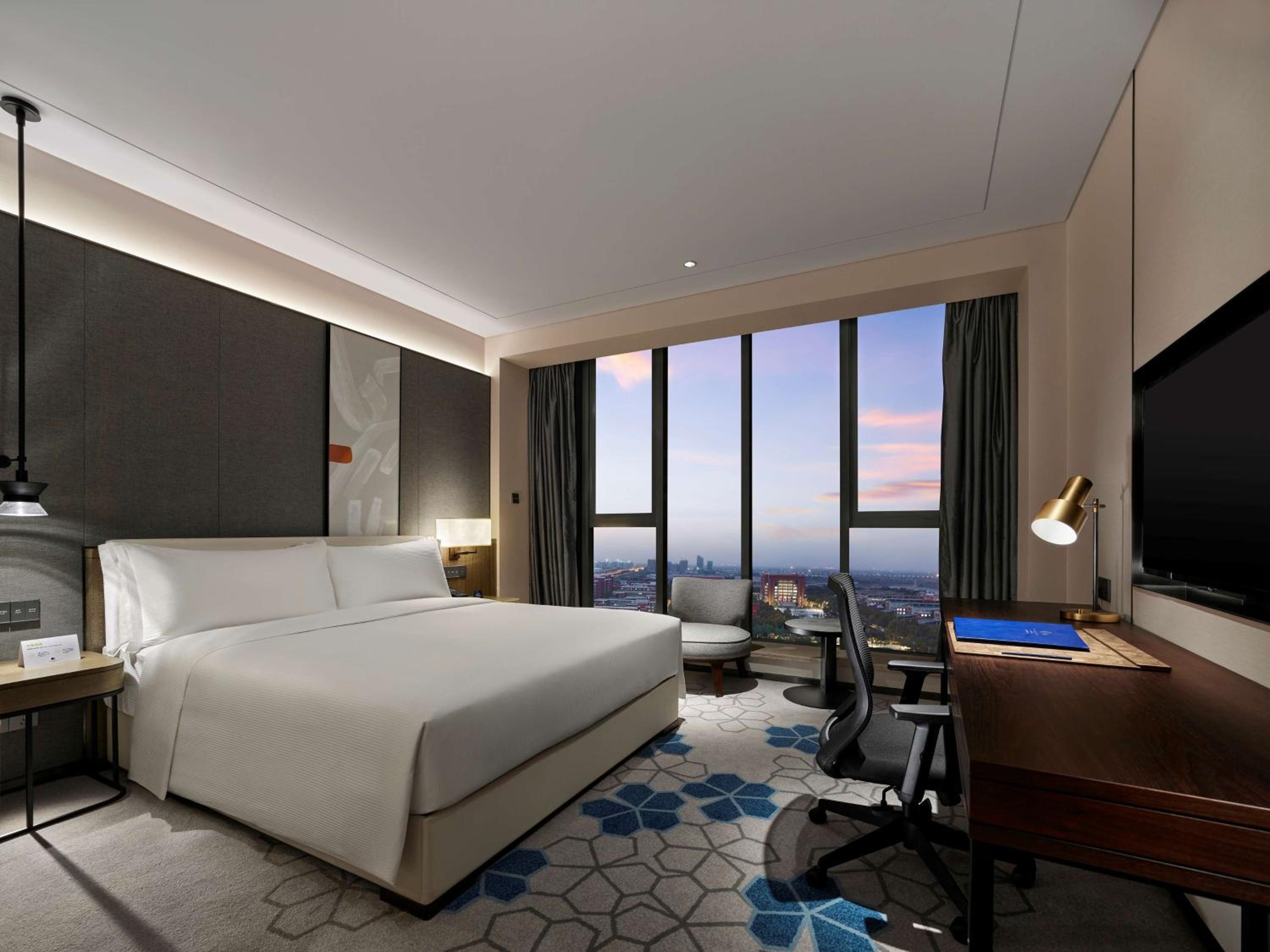 Executive King Room - Photo 1