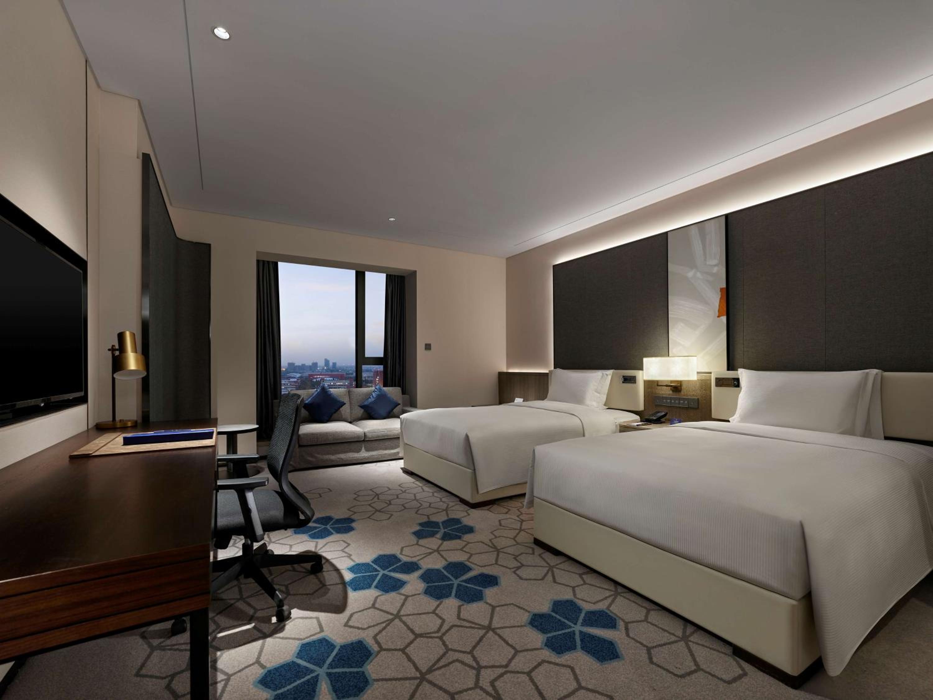 Executive Twin Room - Photo 3