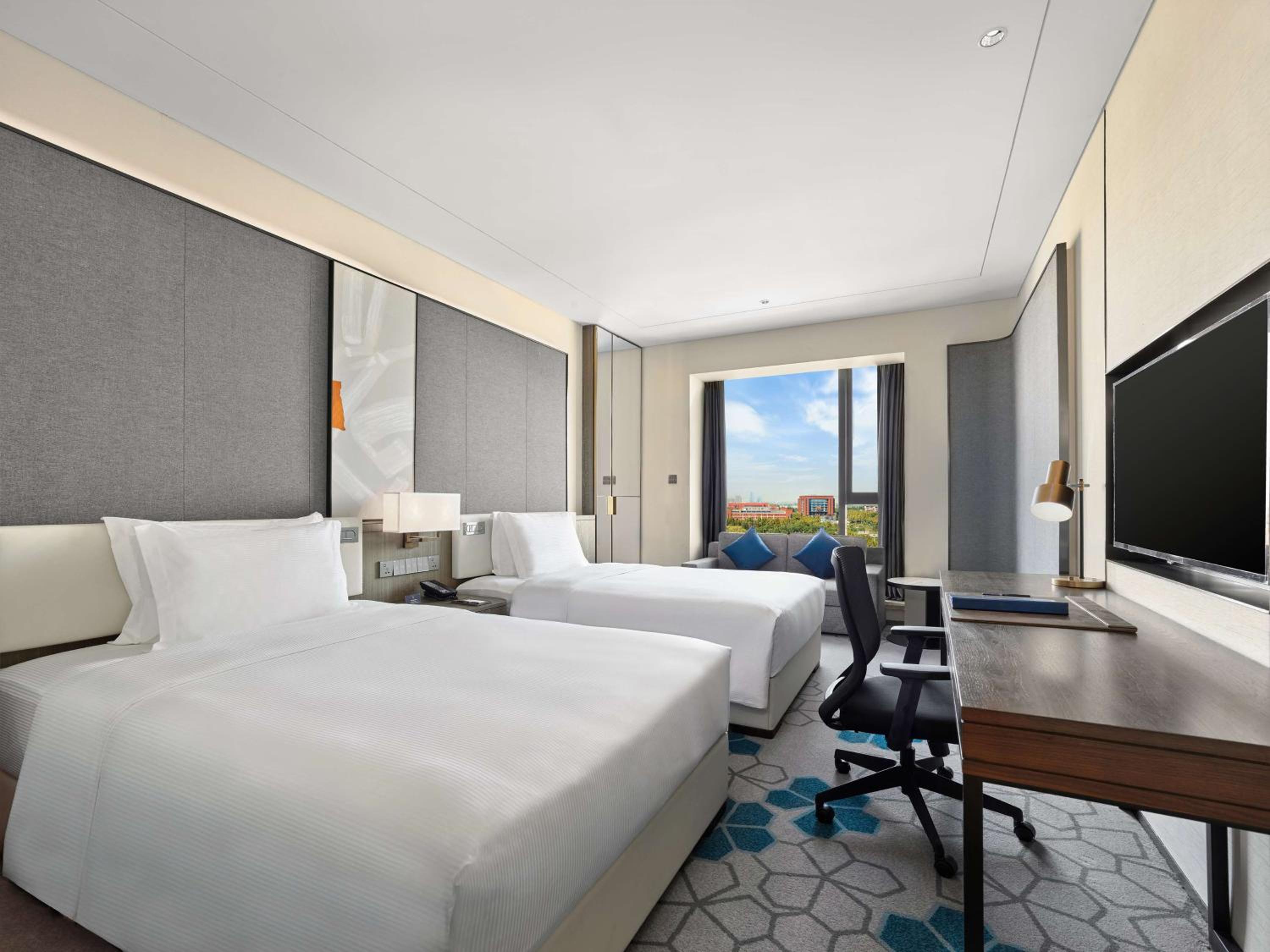 Deluxe Twin Room - Photo 1
