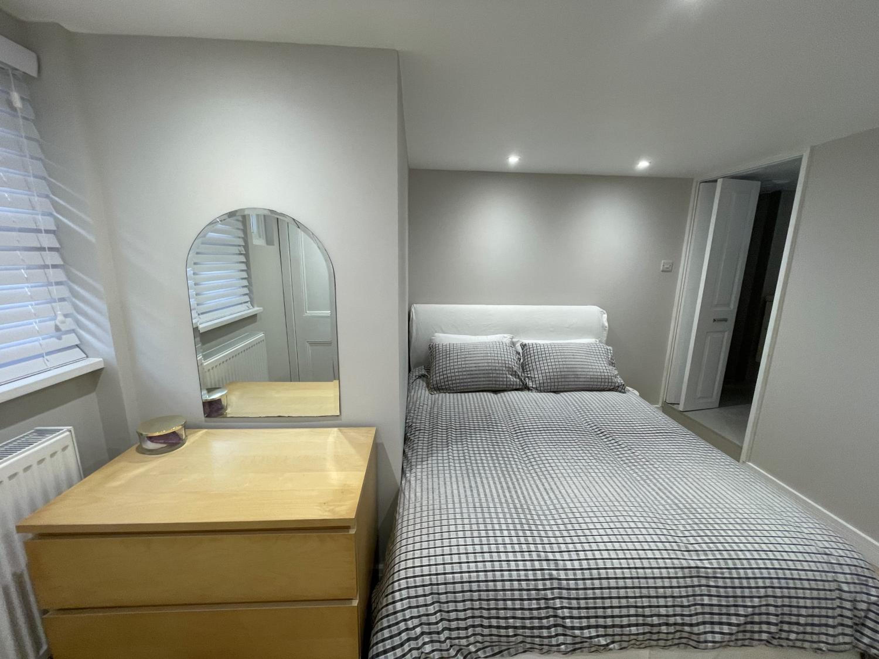 Apartment photo 1