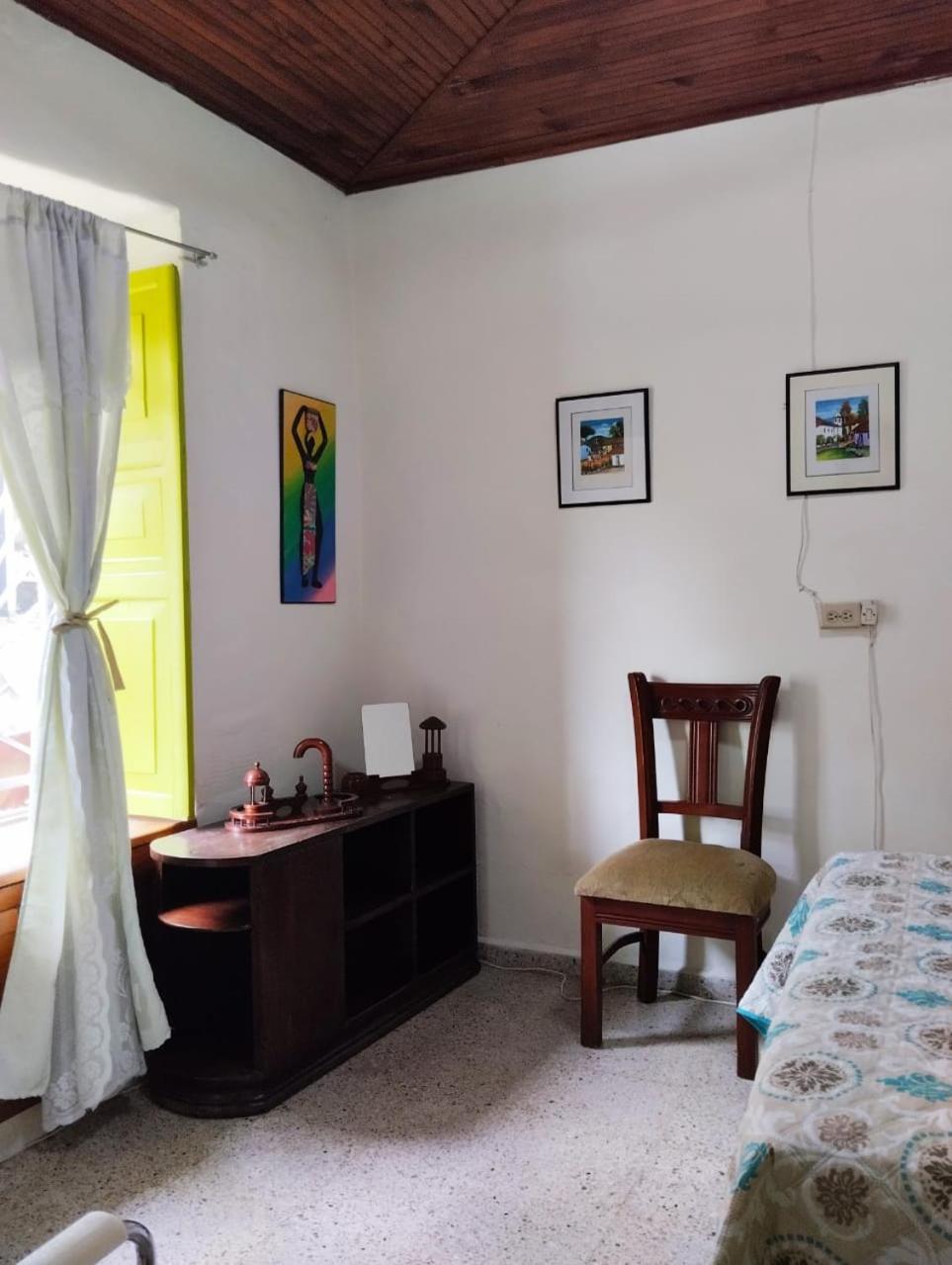 Large Double Room photo 3