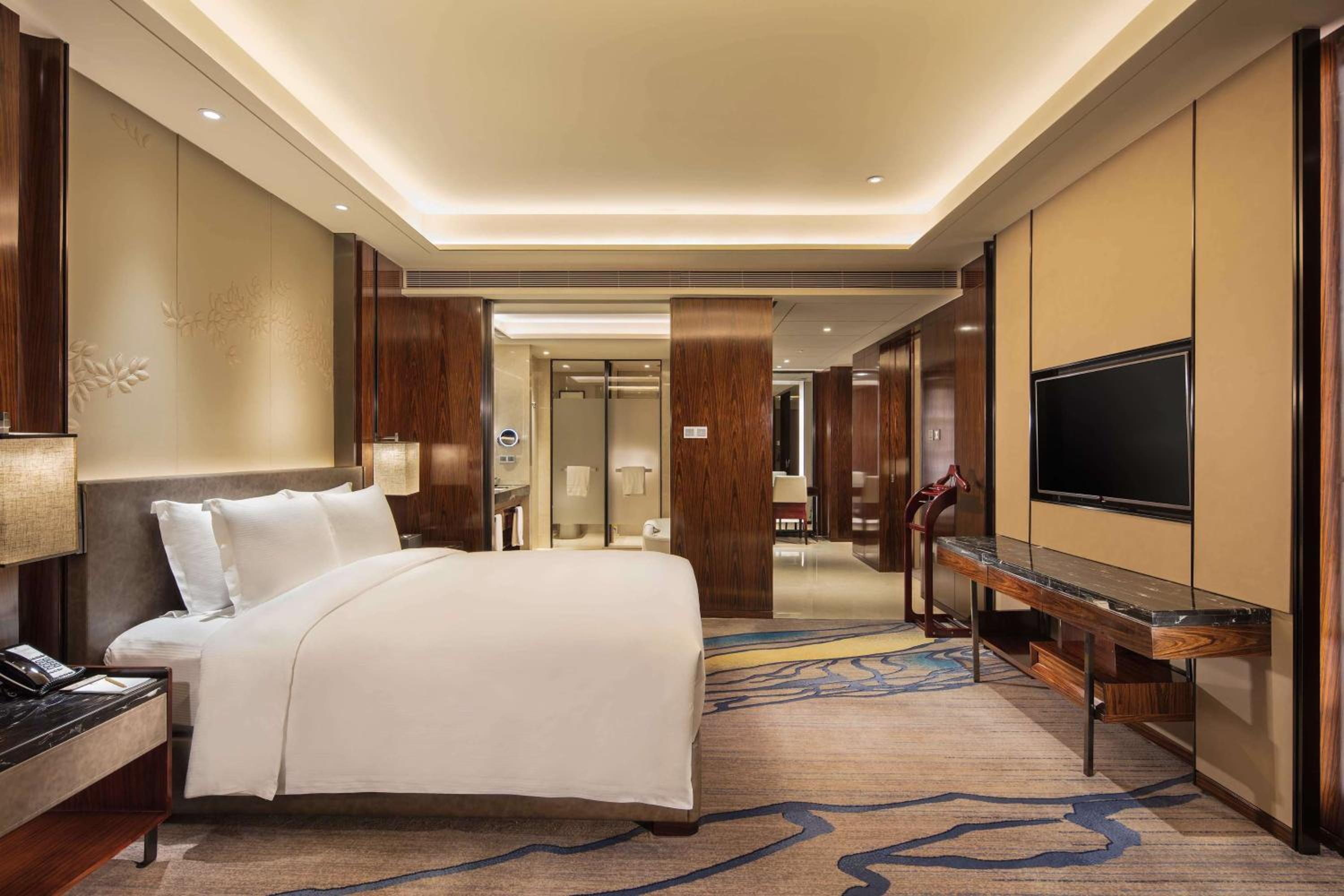 King Deluxe Suite