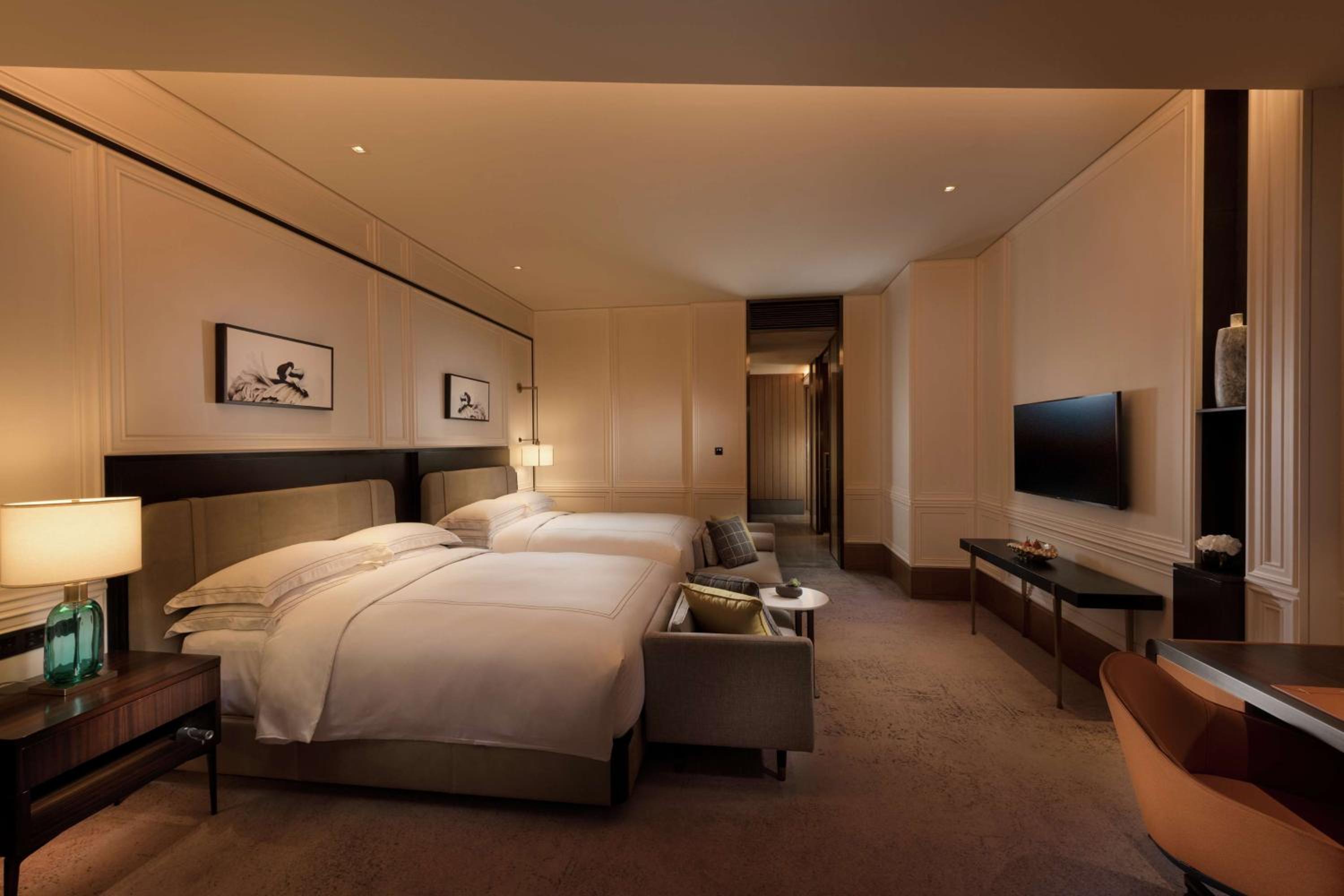 Deluxe Queen Room with Two Queen Beds - Photo 2