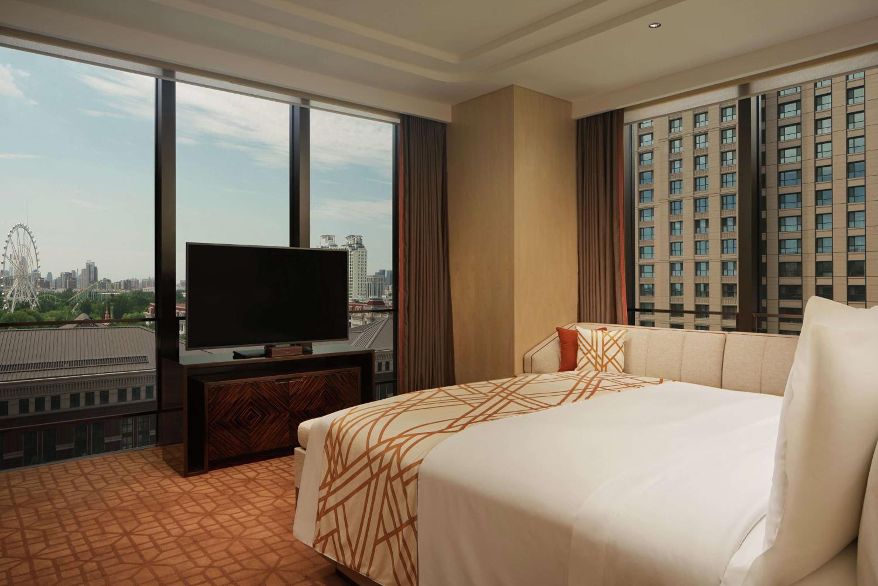 Courtyard King Suite - Photo 1