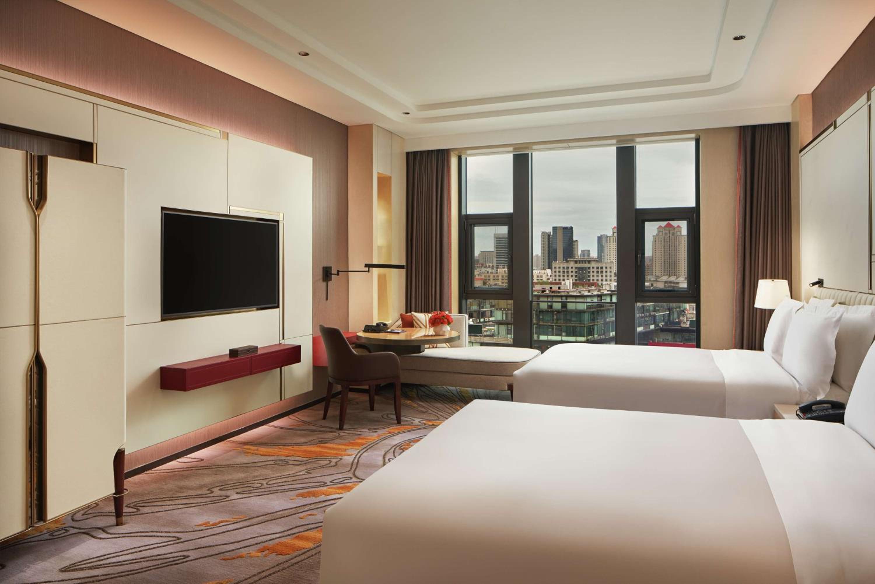 Deluxe Queen Room with Two Queen Beds - Photo 6