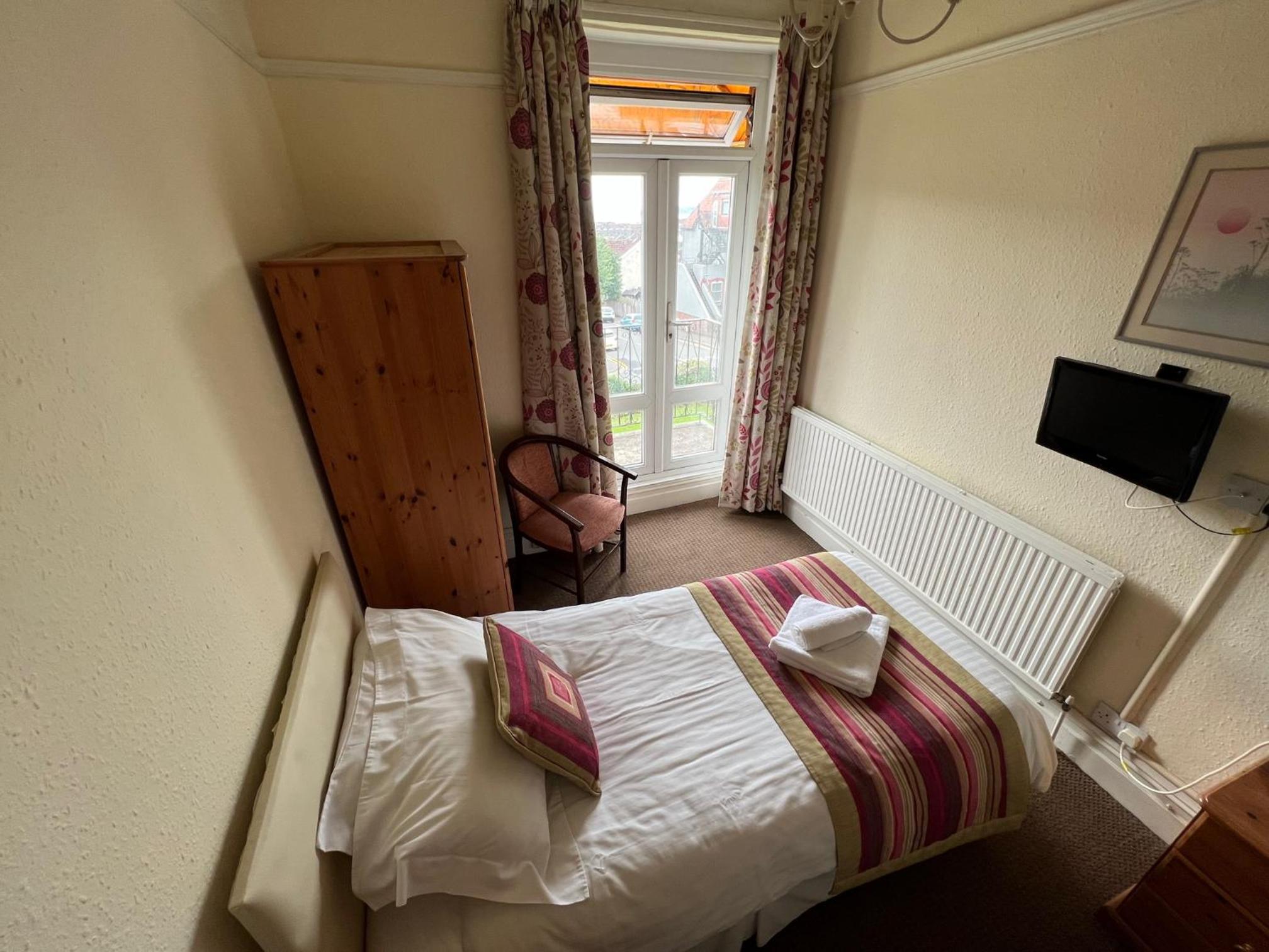 Single Room with Terrace