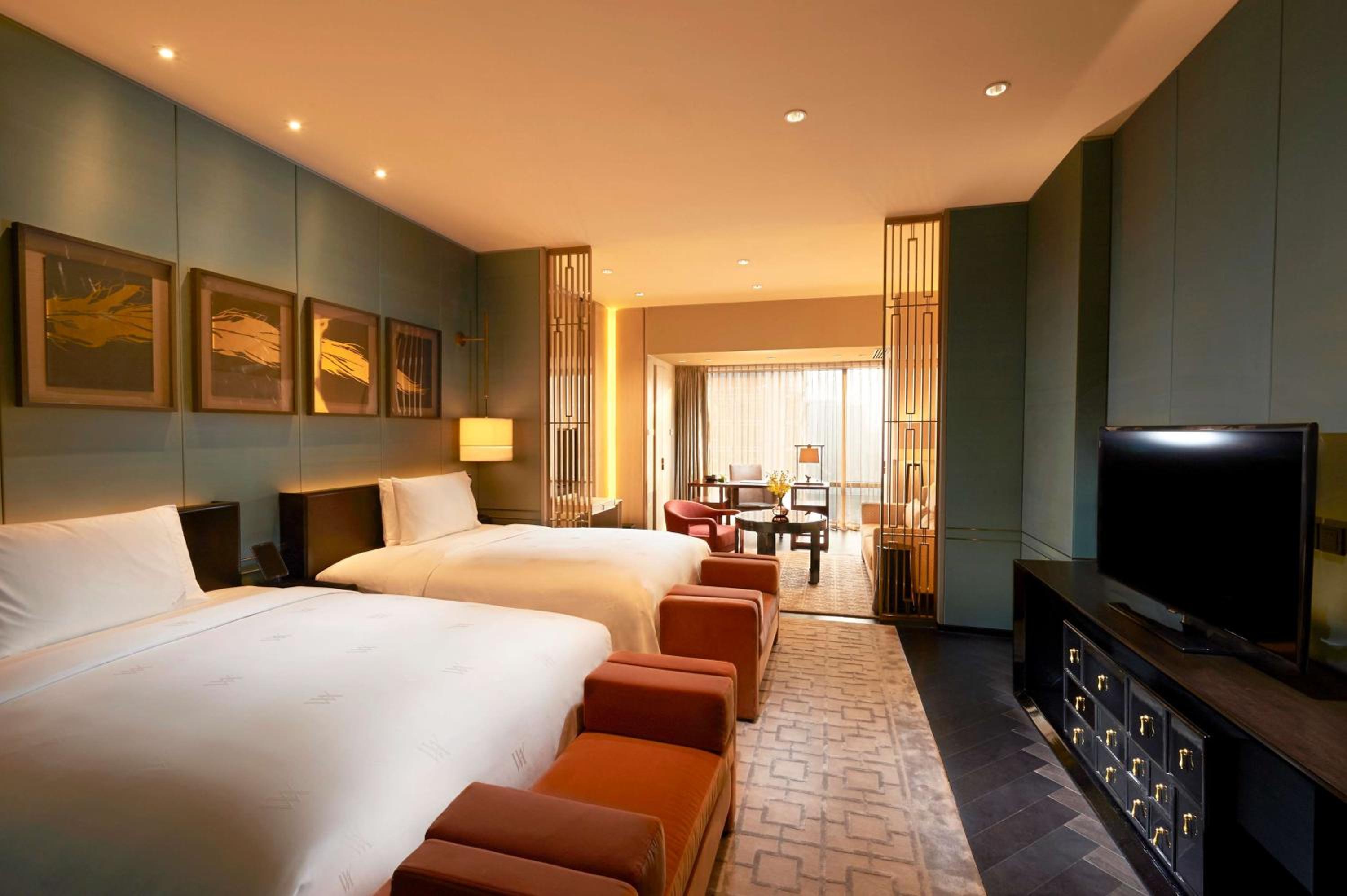 Premier Queen Room with Two Queen Beds