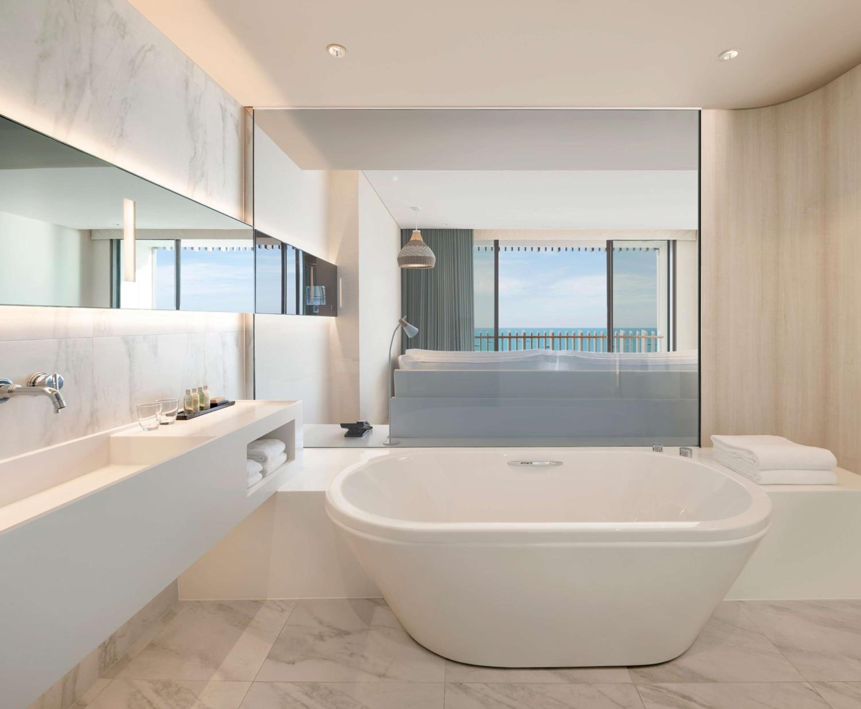 Executive King Room - Ocean Front