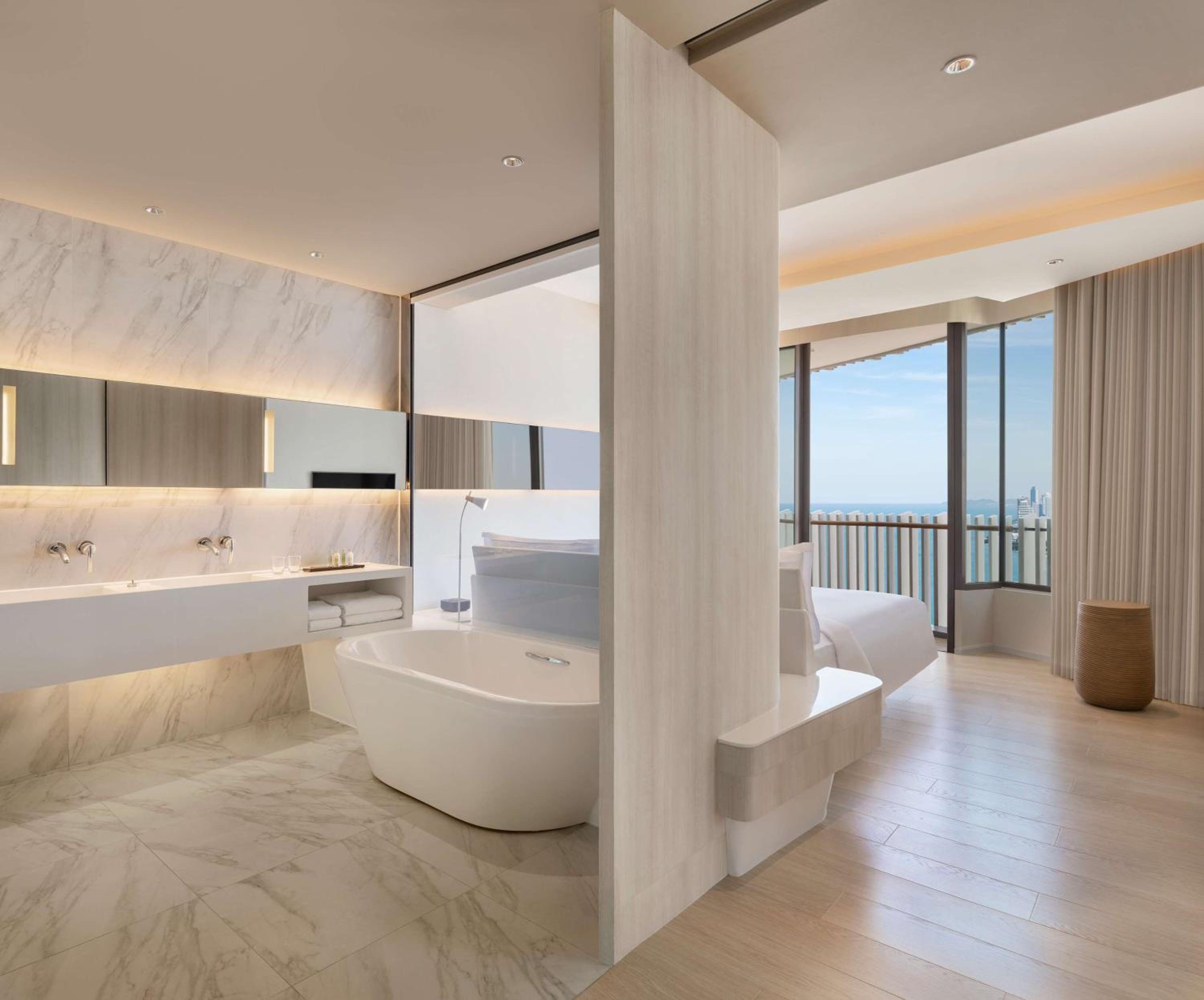 King Family Ocean Suite