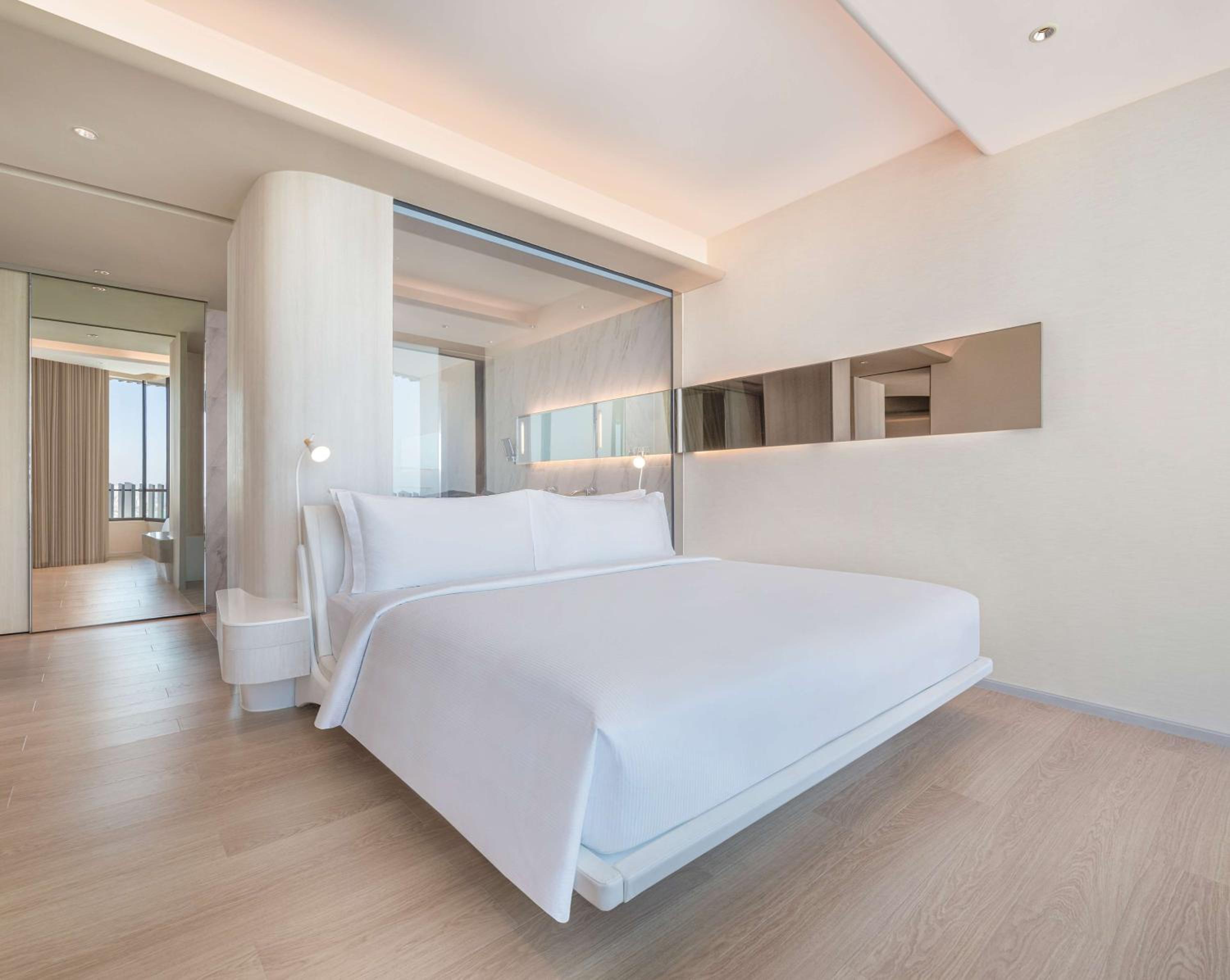 King Family Ocean Suite