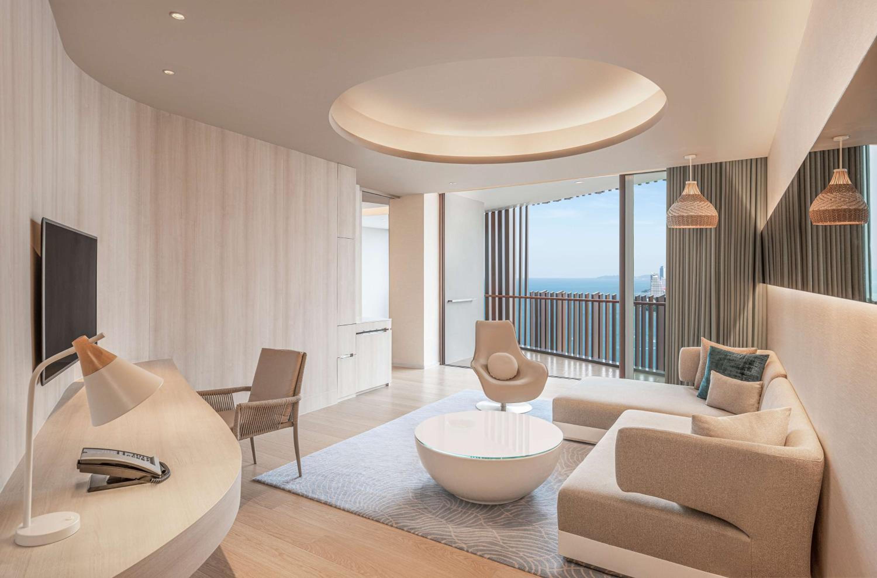 King Premium Ocean Suite