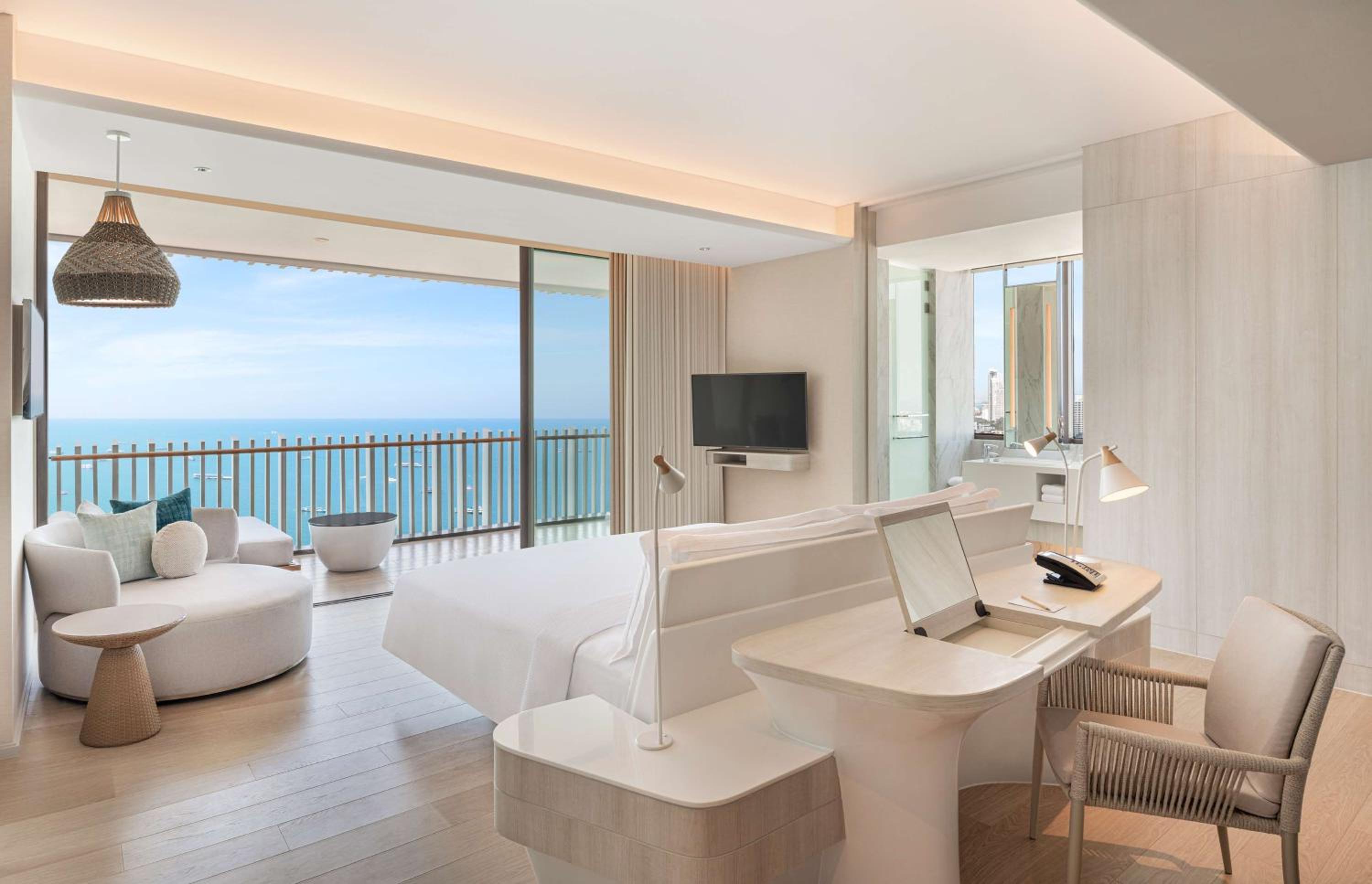 Executive Premium King Room - Ocean Front