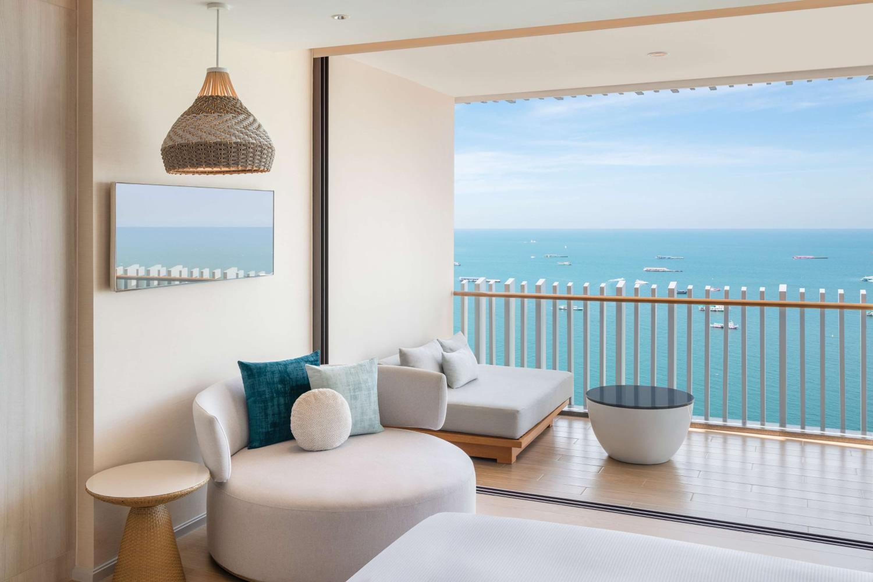 Executive Premium King Room - Ocean Front