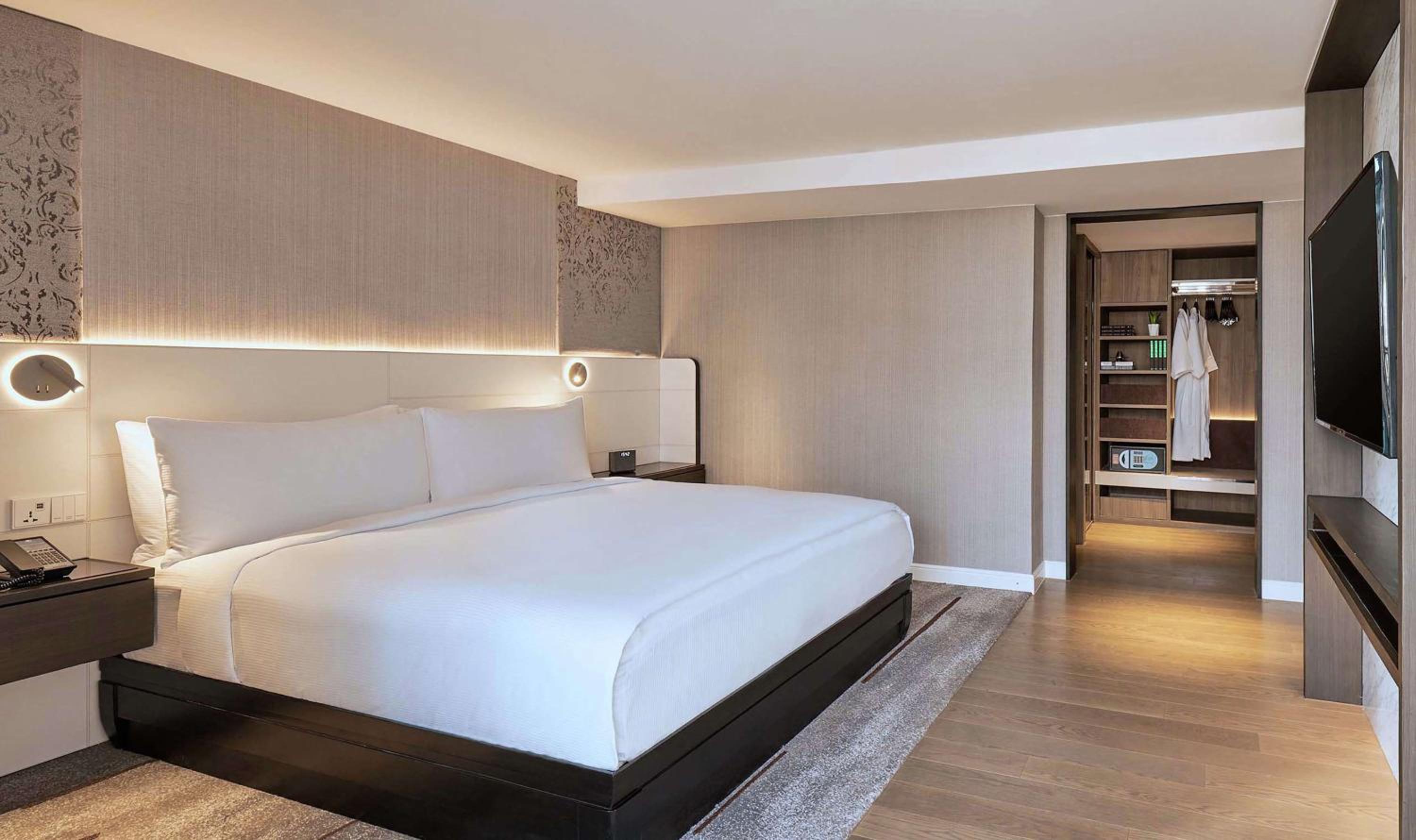 Suite with Terrace photo 3