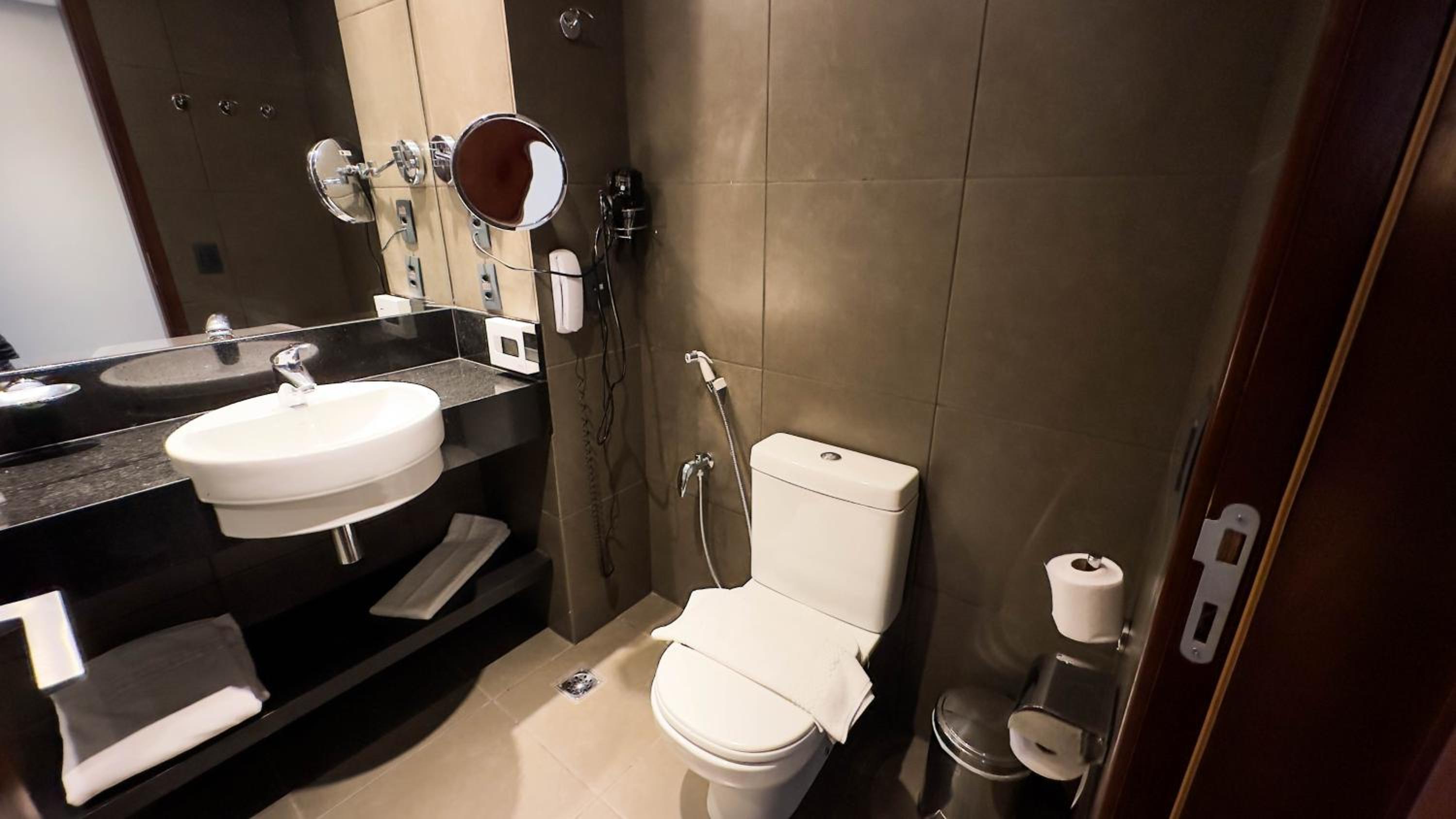Deluxe Twin Room photo 2