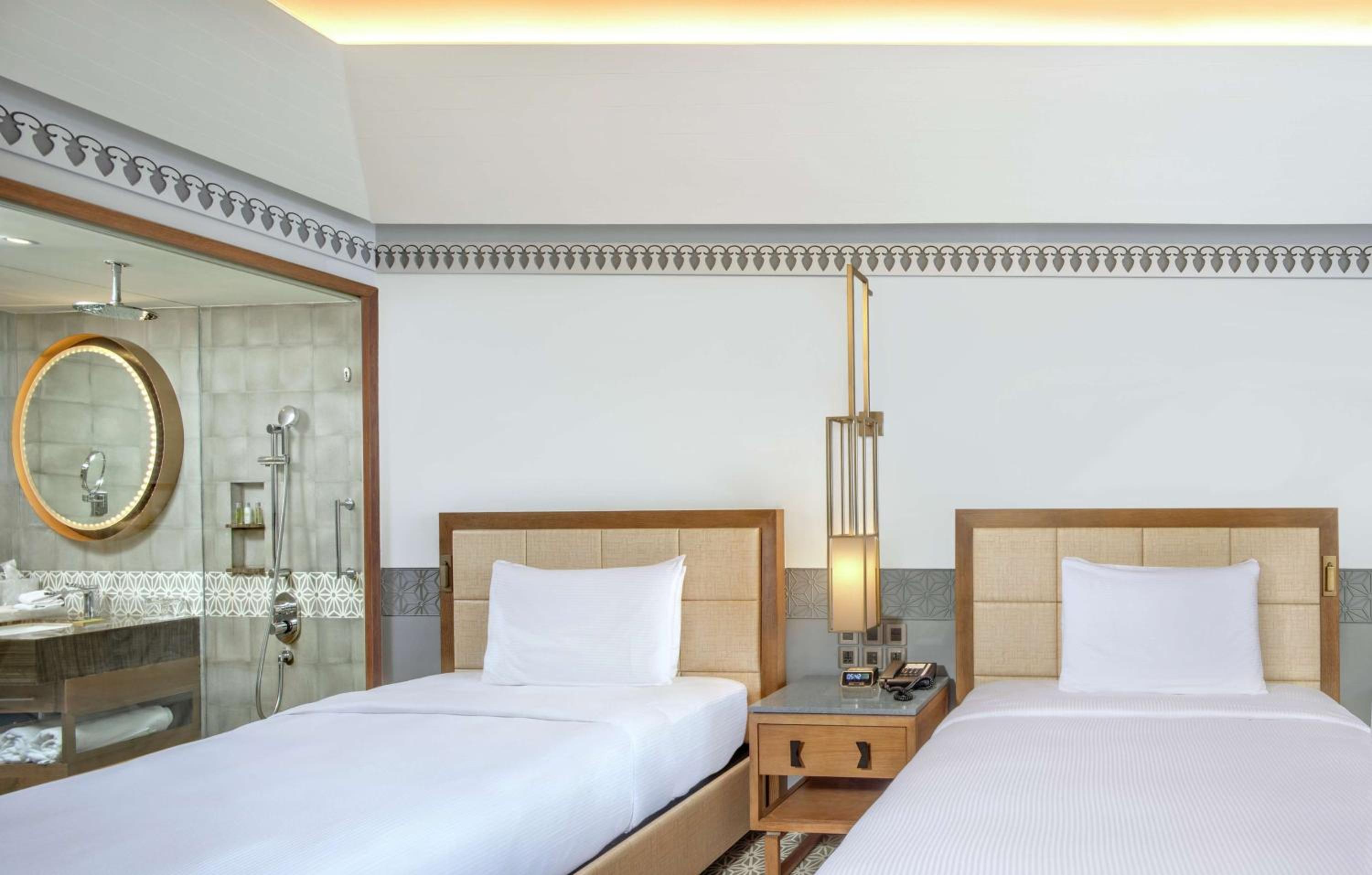 Deluxe Twin Room with Garden View and Balcony photo 3