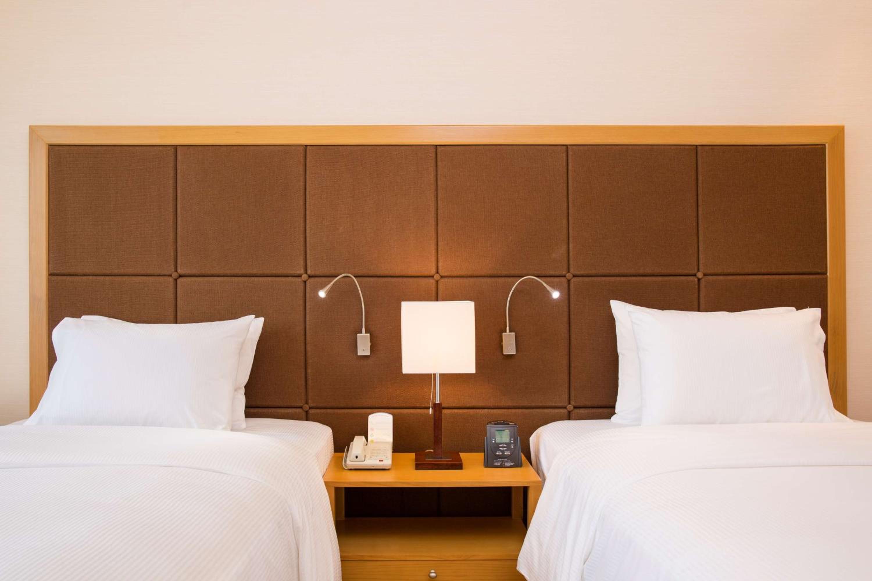 Twin Room - Photo 5