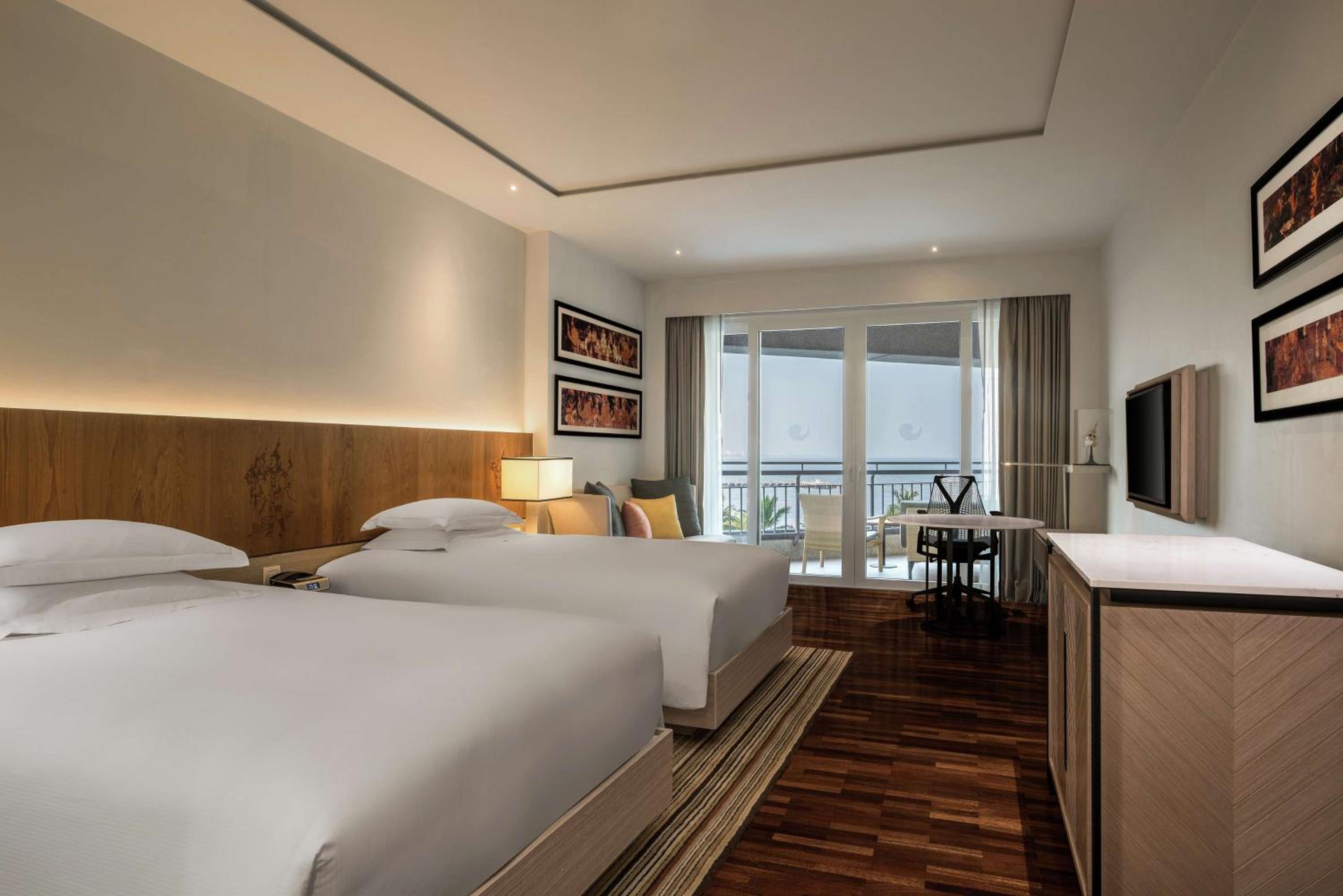 Premium Twin Room with Ocean View - Photo 1