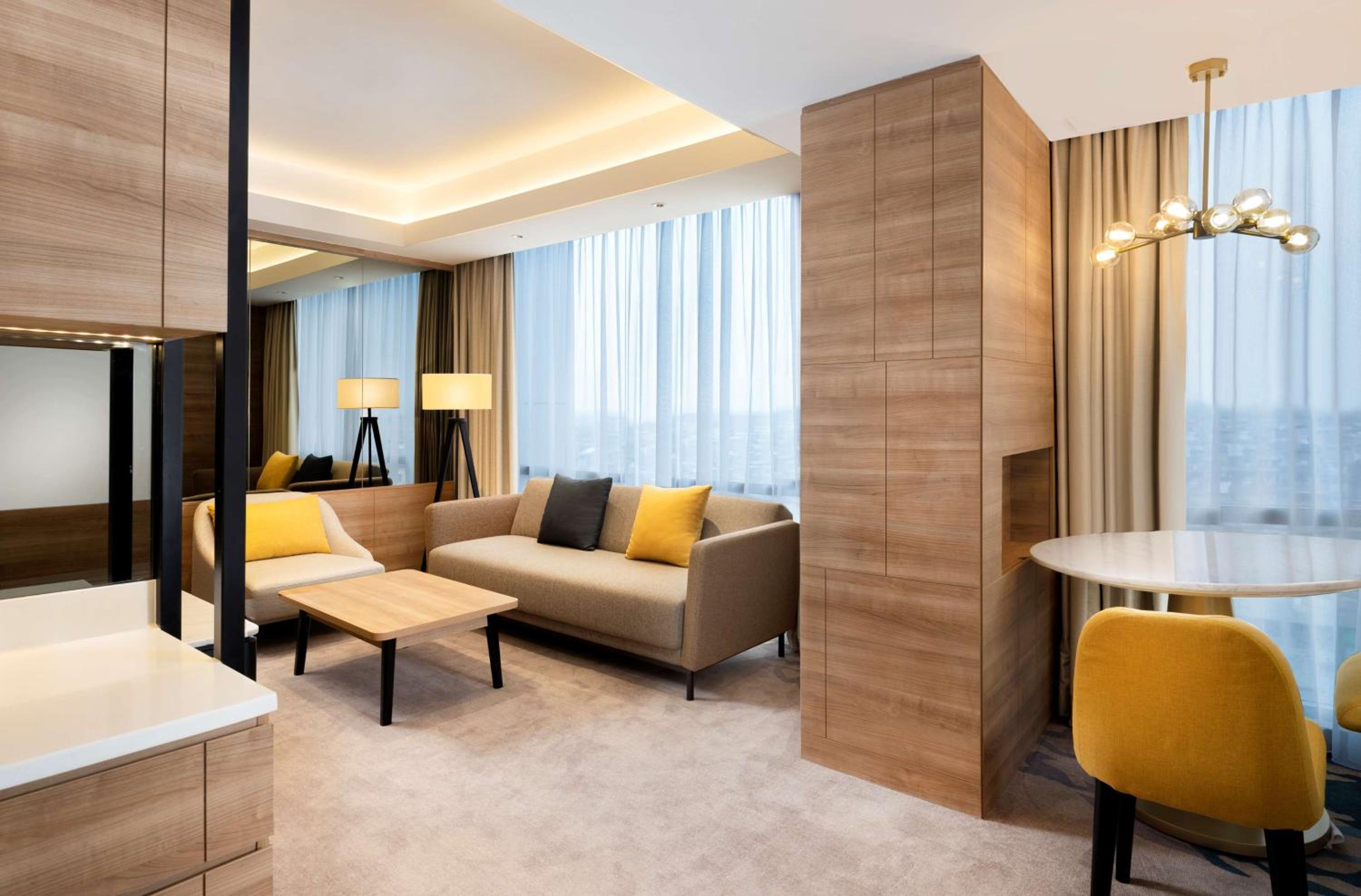 One-Bedroom King Suite - Photo 2