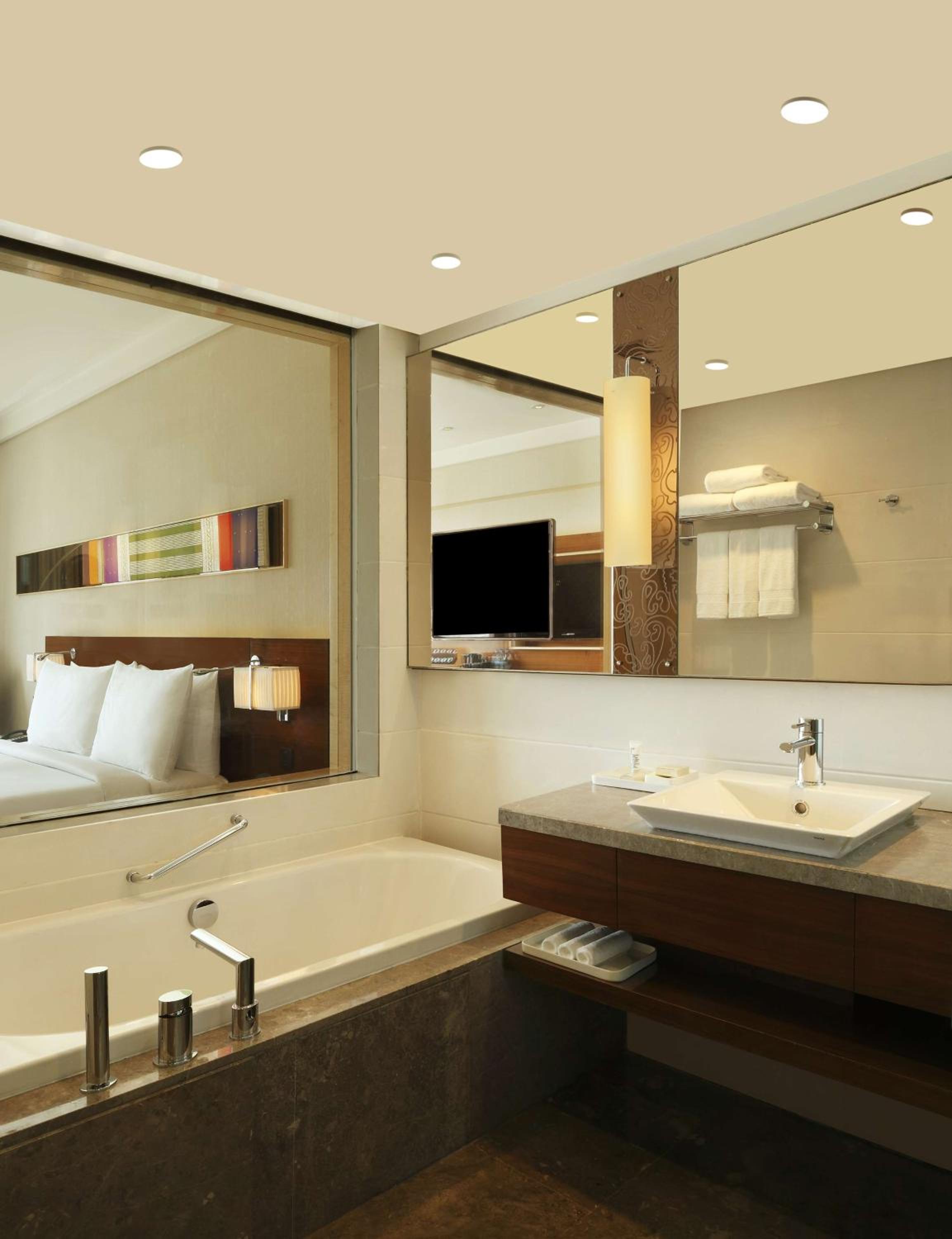 Twin Room - Photo 4
