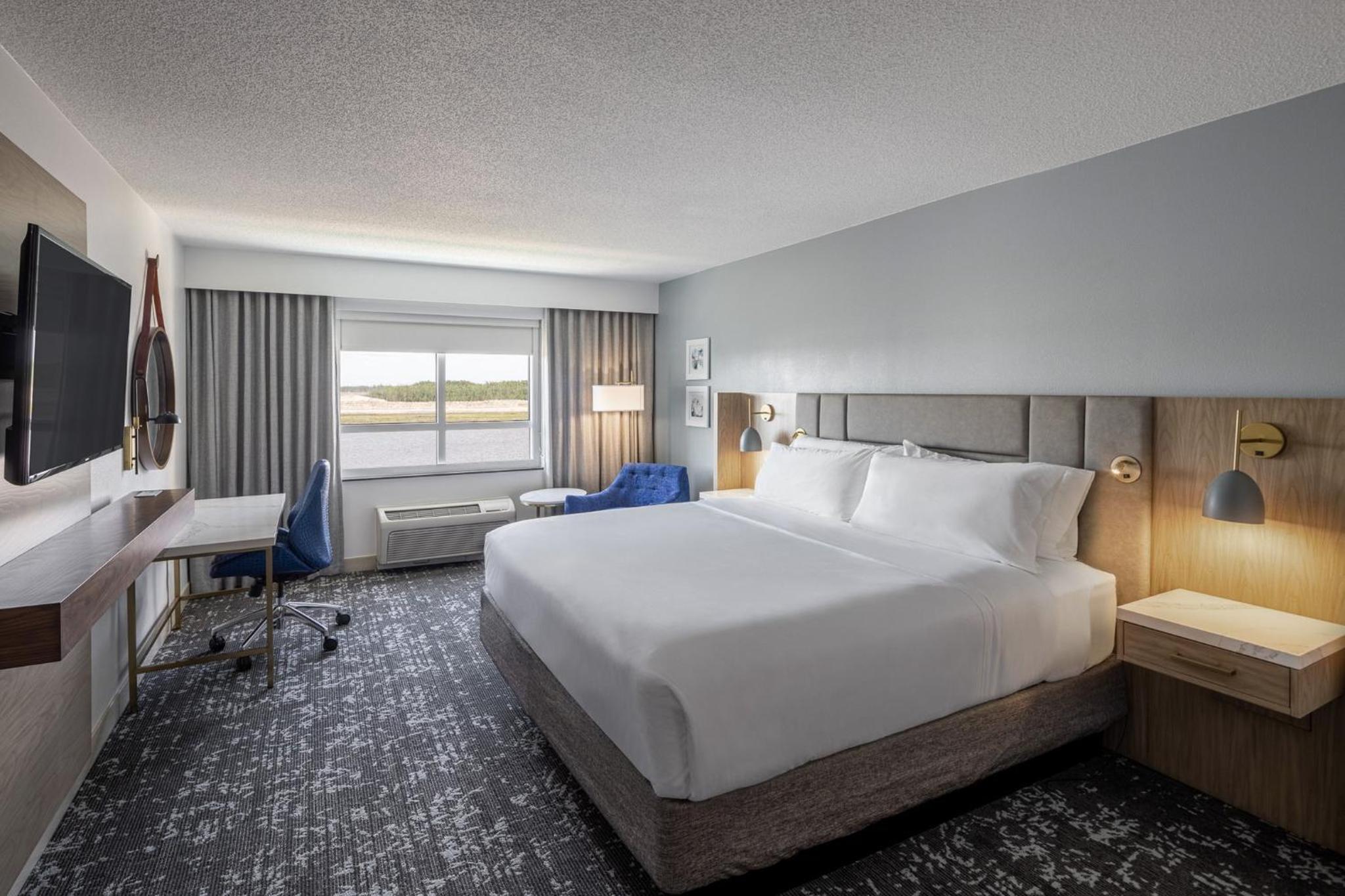 Standard King Room - Photo 4