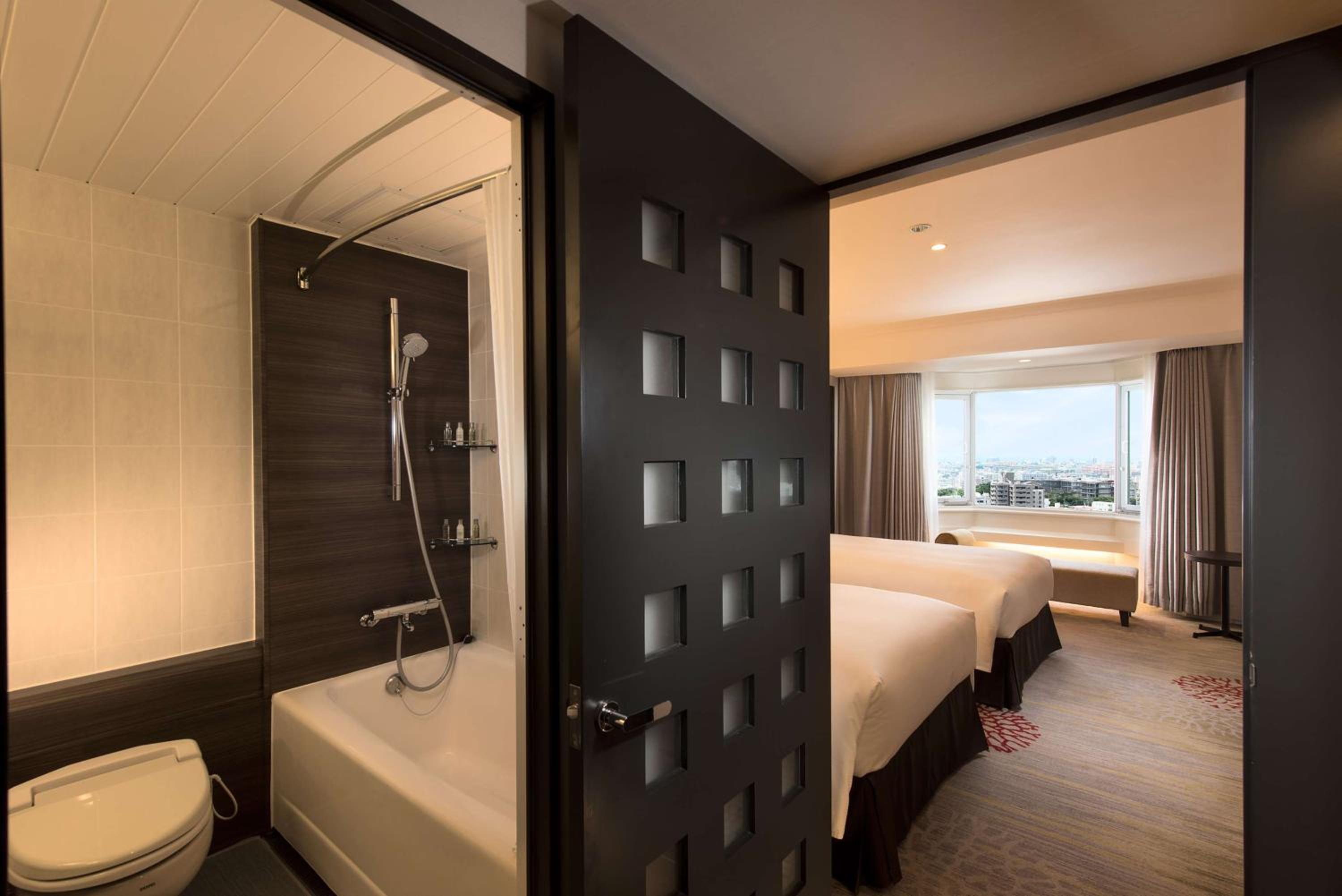 Deluxe Twin Suite - Photo 2