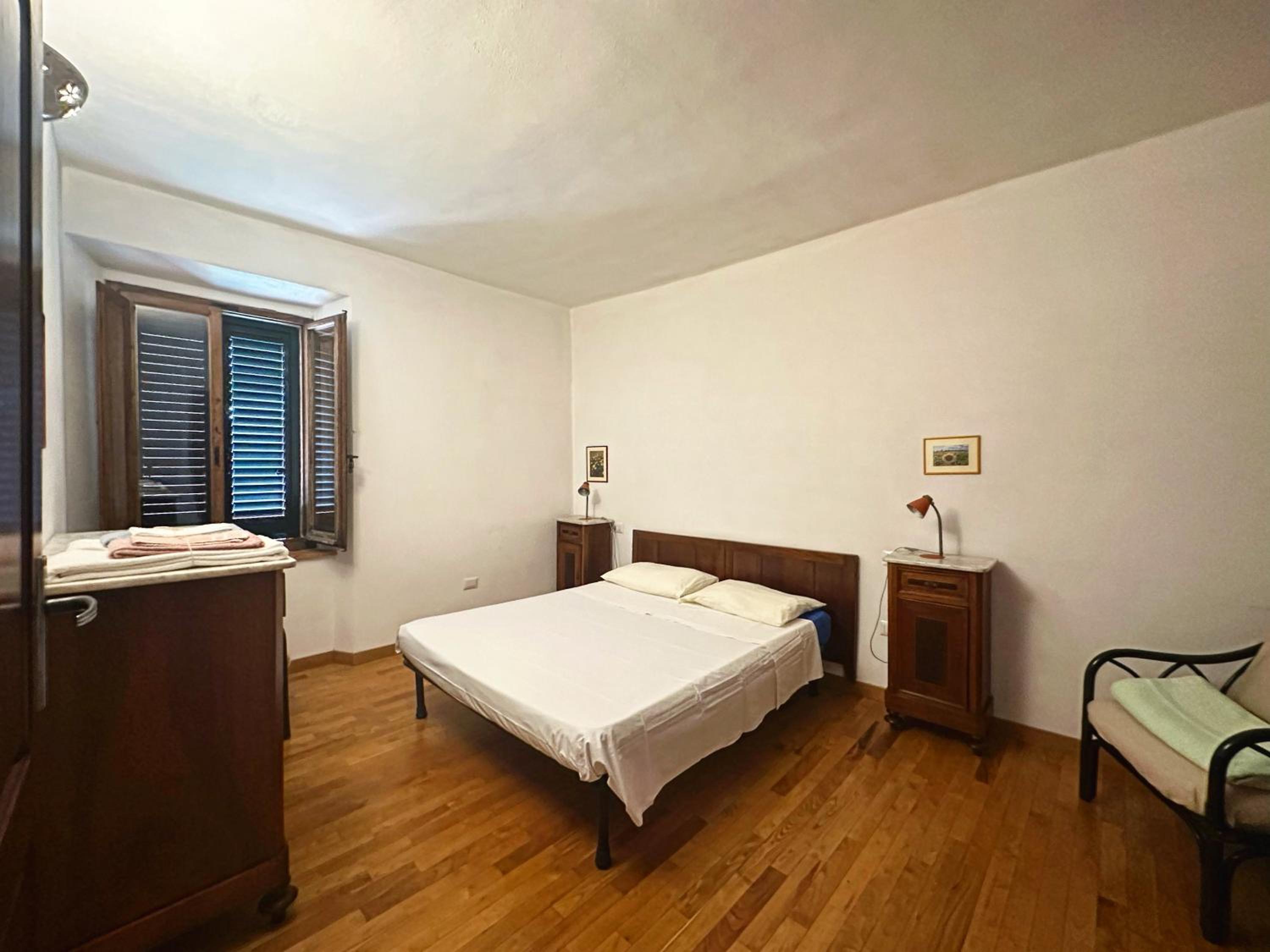 Three-Bedroom House photo 2