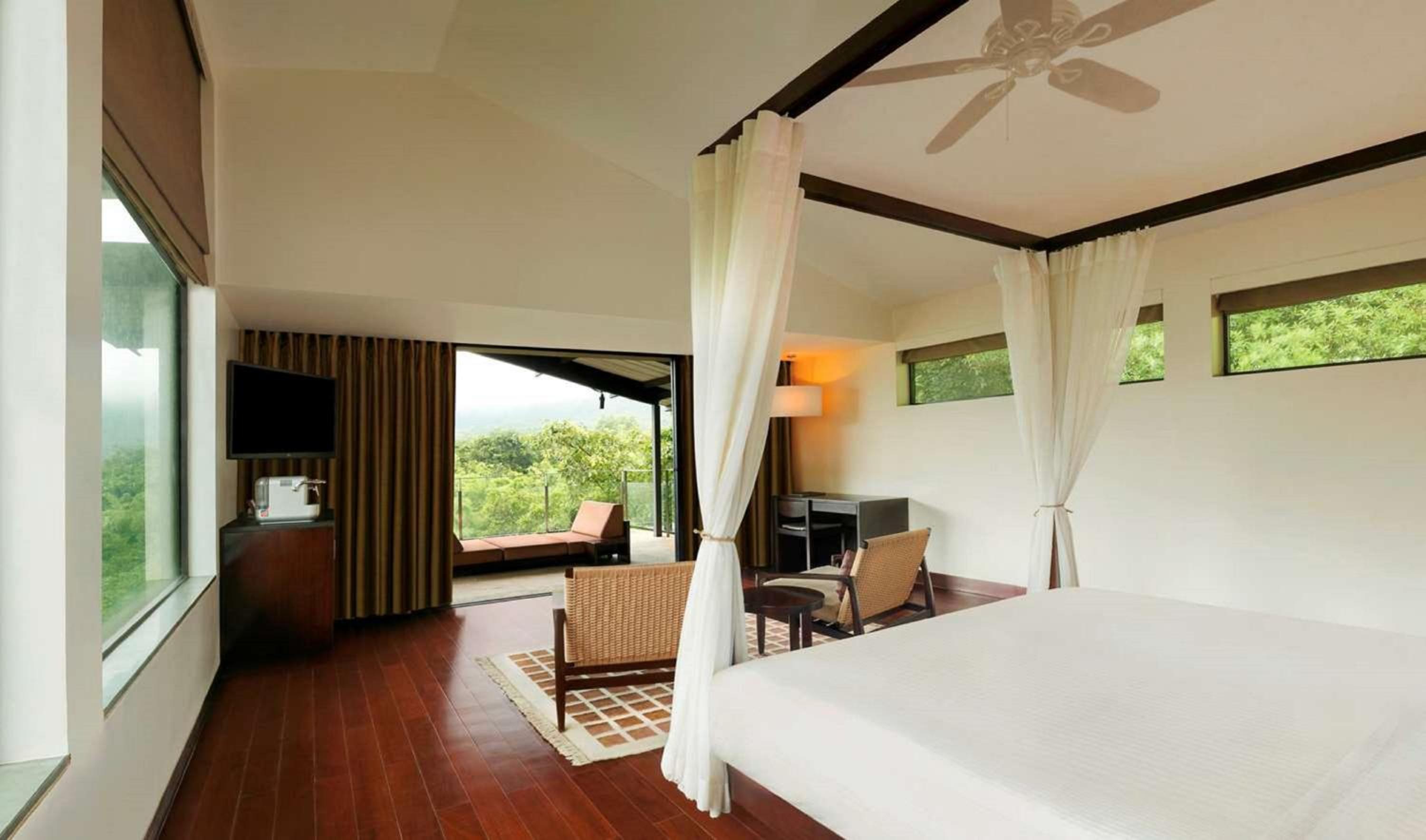 Forest Villa with All-inclusive meals, wellness consultation and learning activities