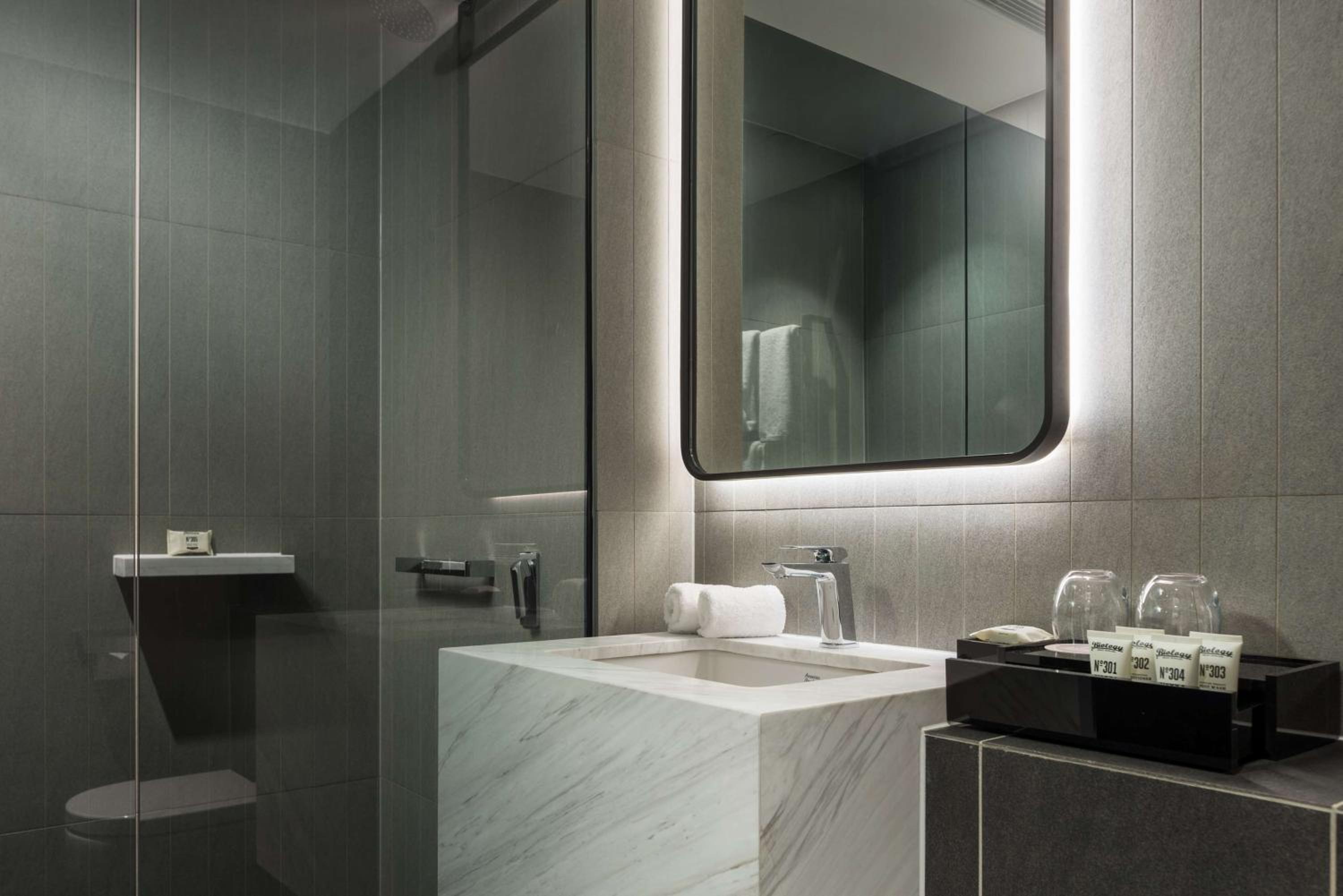 King Banksia Deluxe Plus Room (Level 5-8)