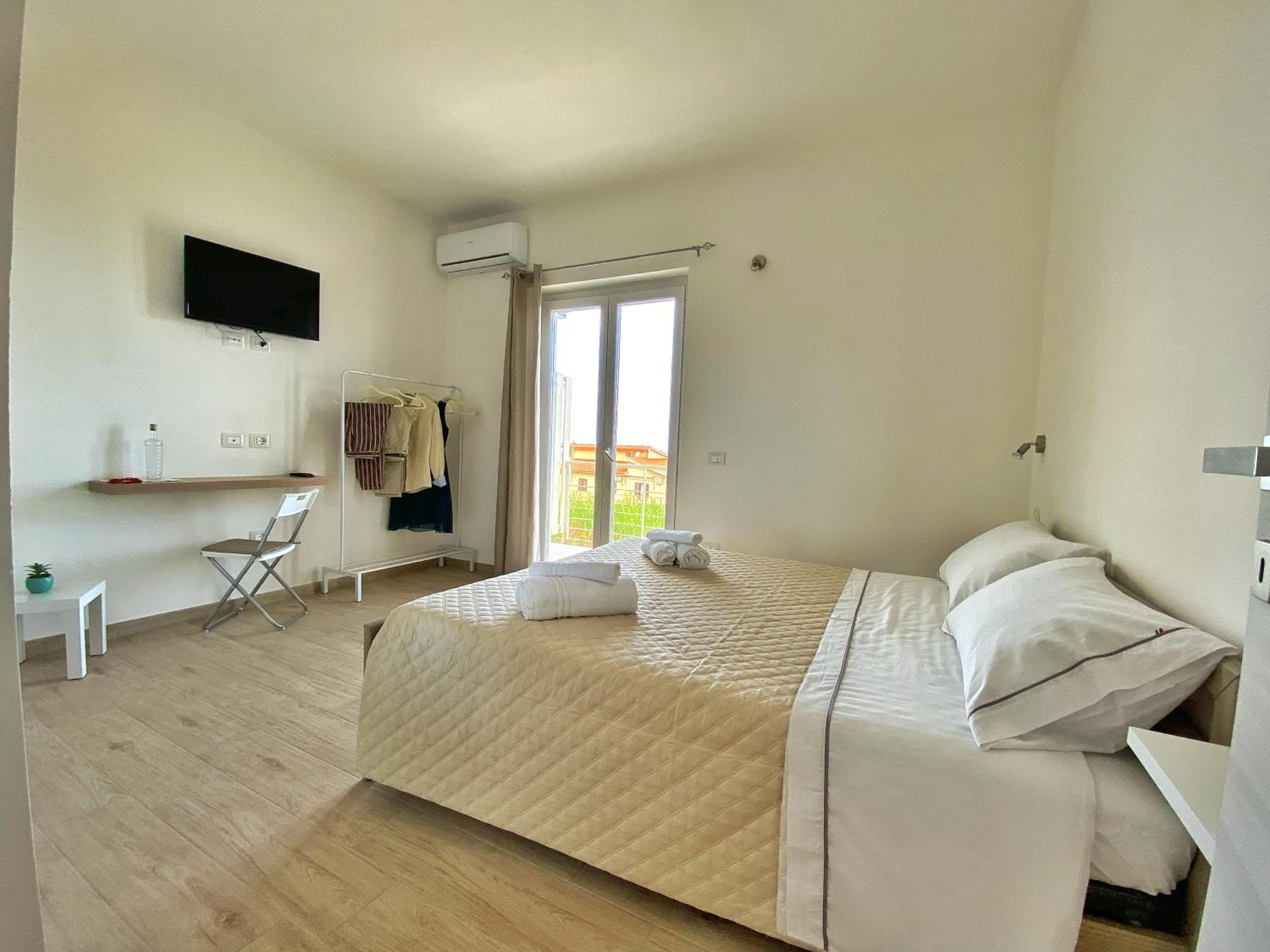 Double Room with Balcony and Sea View photo 1