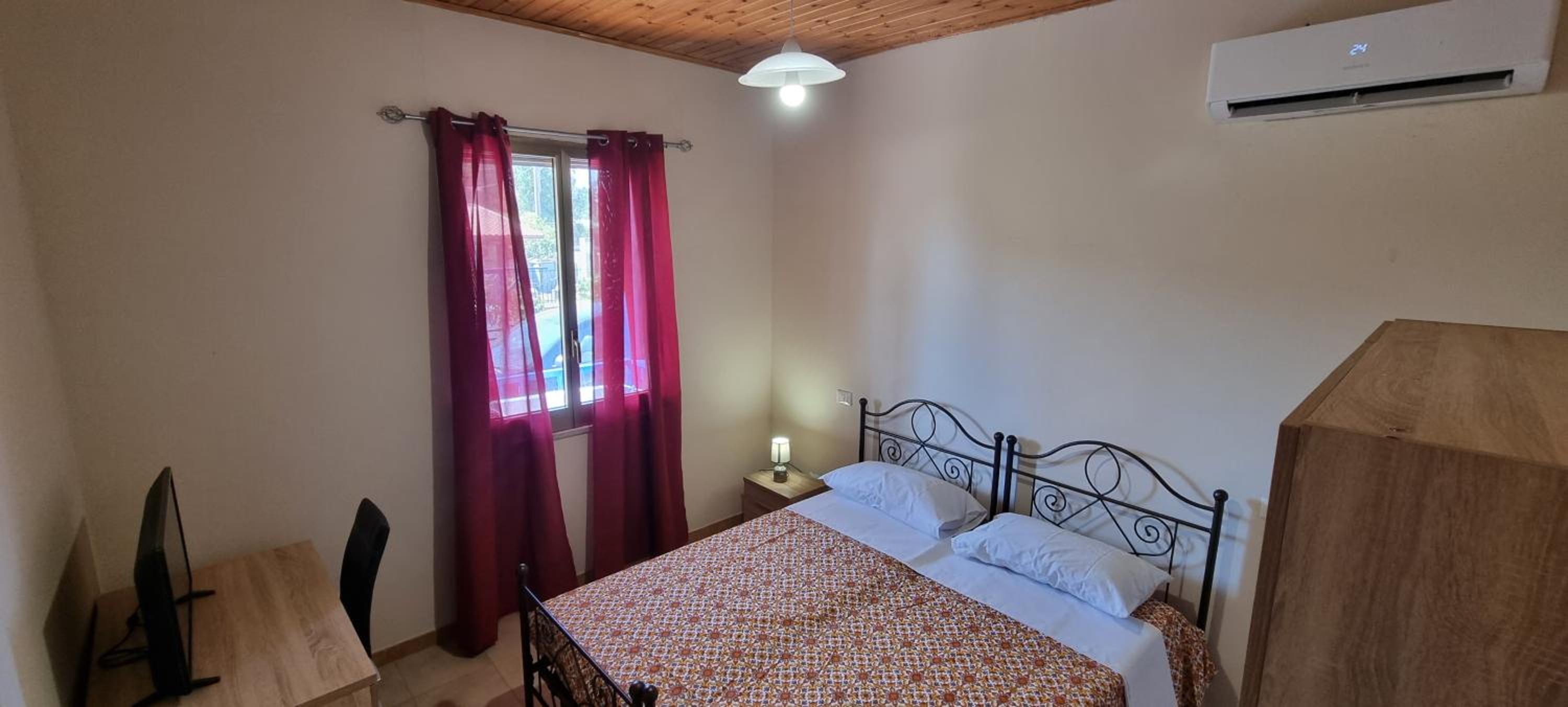 Double or Twin Room with Private Bathroom