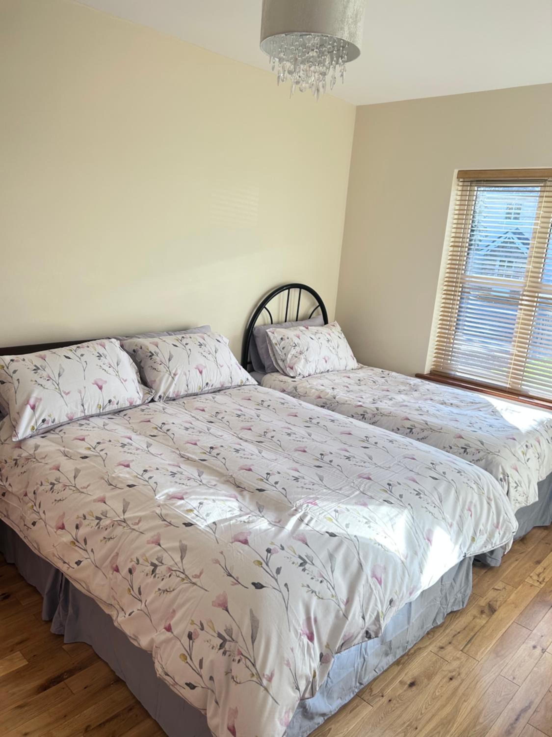 Four-Bedroom House photo 2