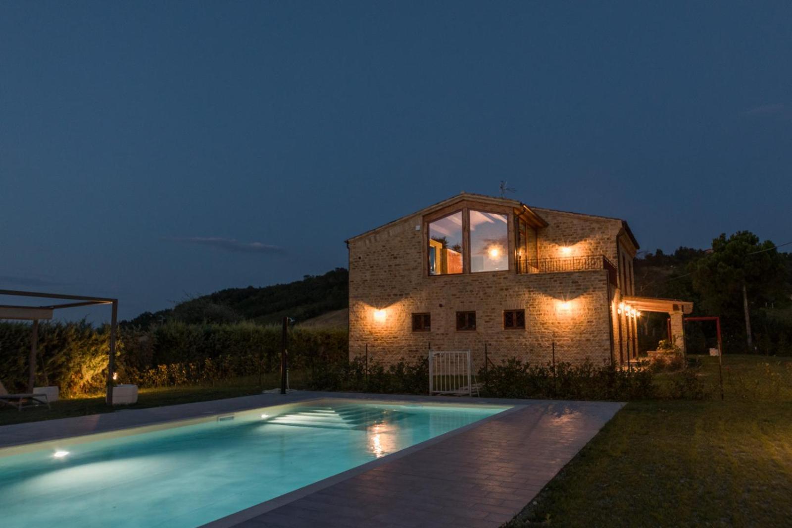 Villa photo 3