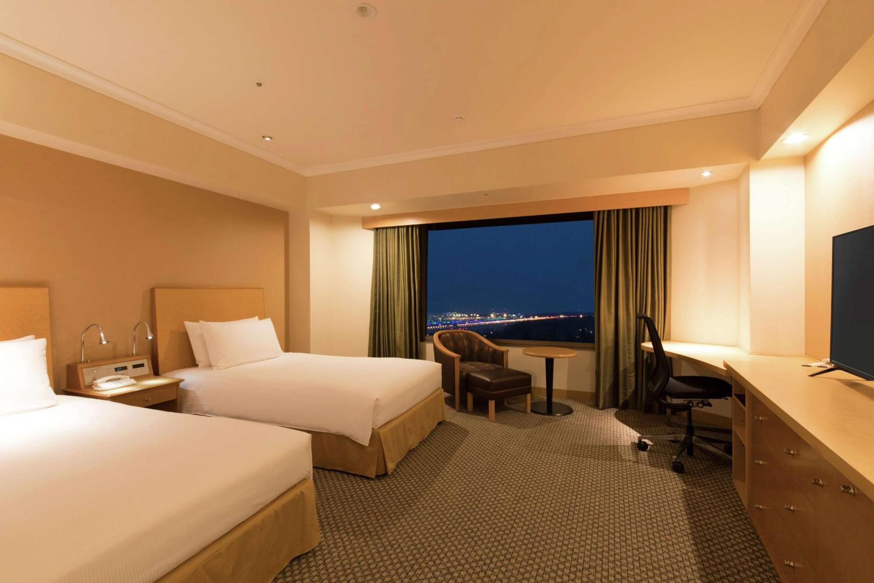 Deluxe Plus Twin Room - Photo 3