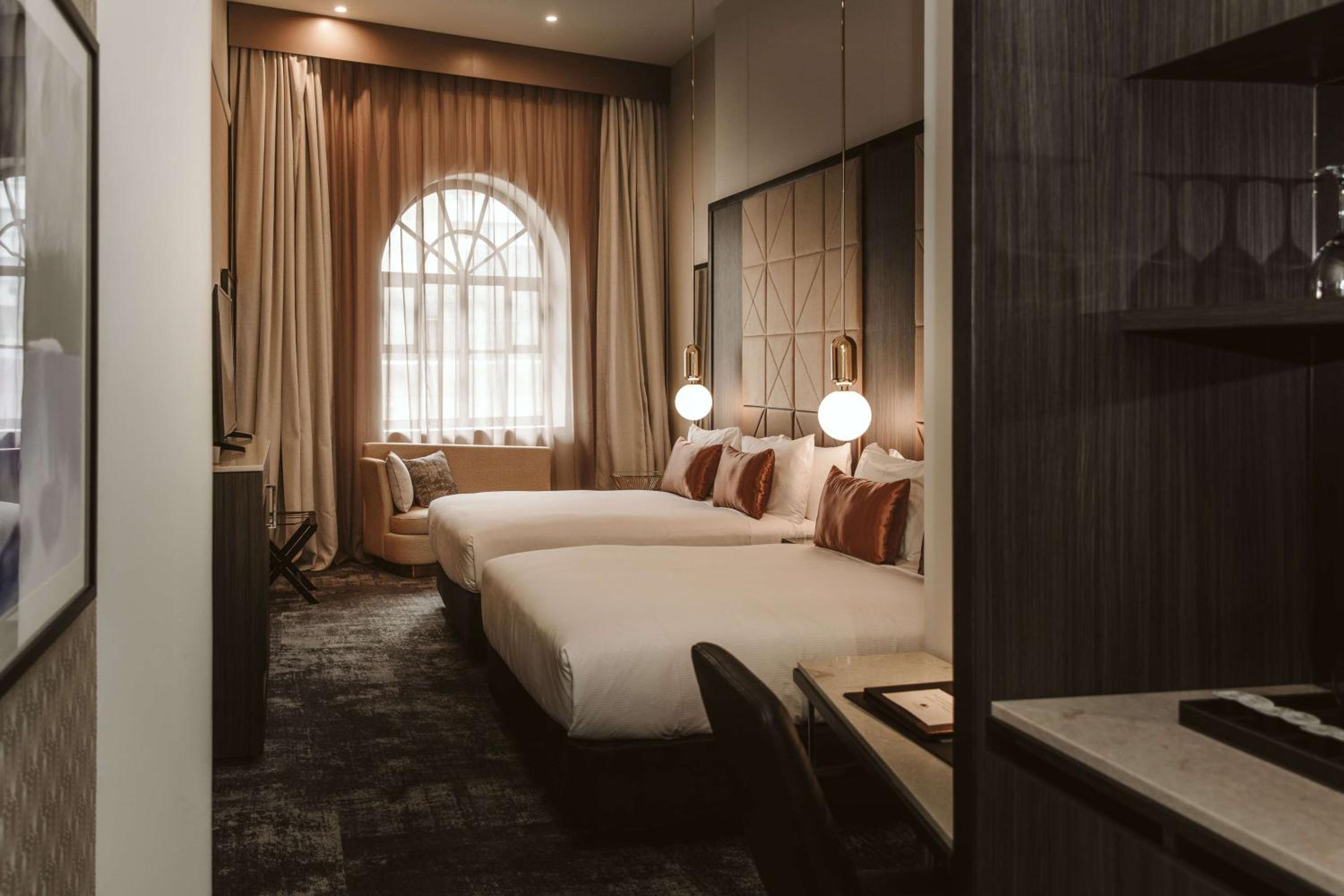 Deluxe Queen Room with Two Queen Beds